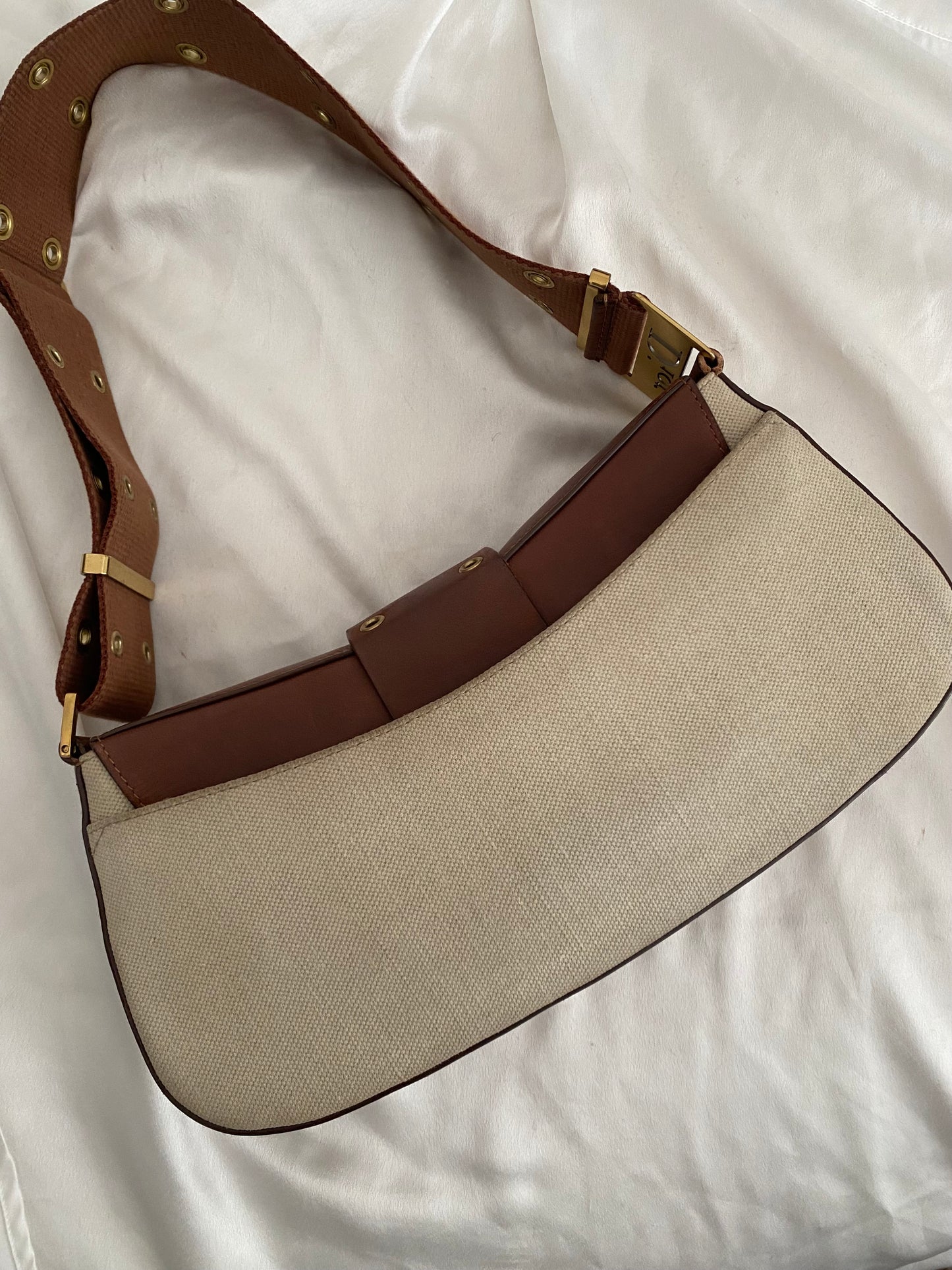 Dior columbus street chic beige