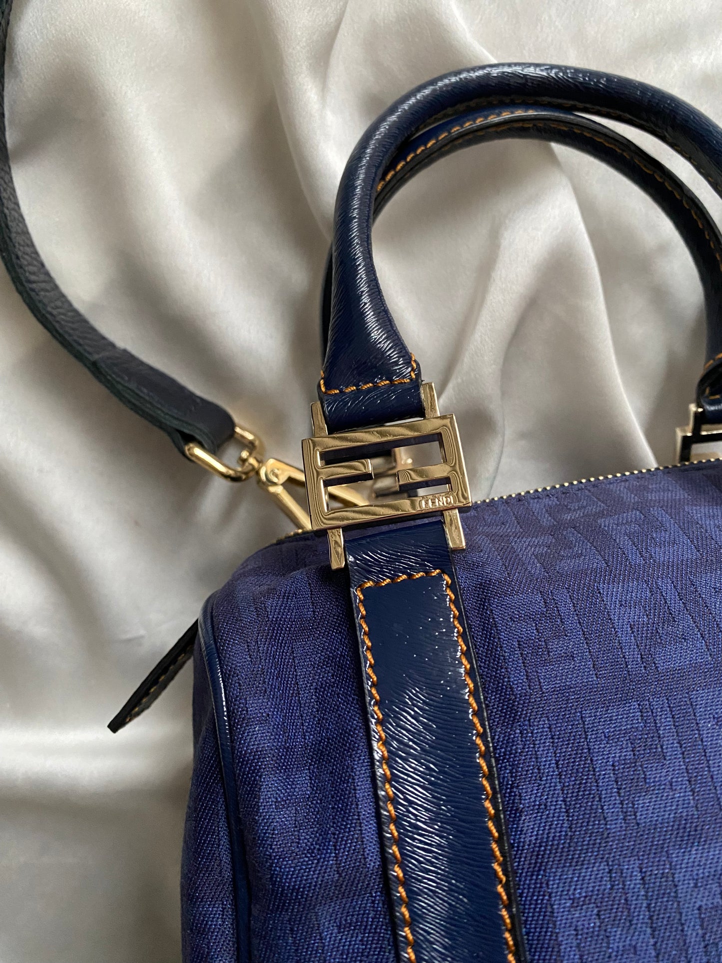 Mini bauletto Fendi monogram zucchino blu