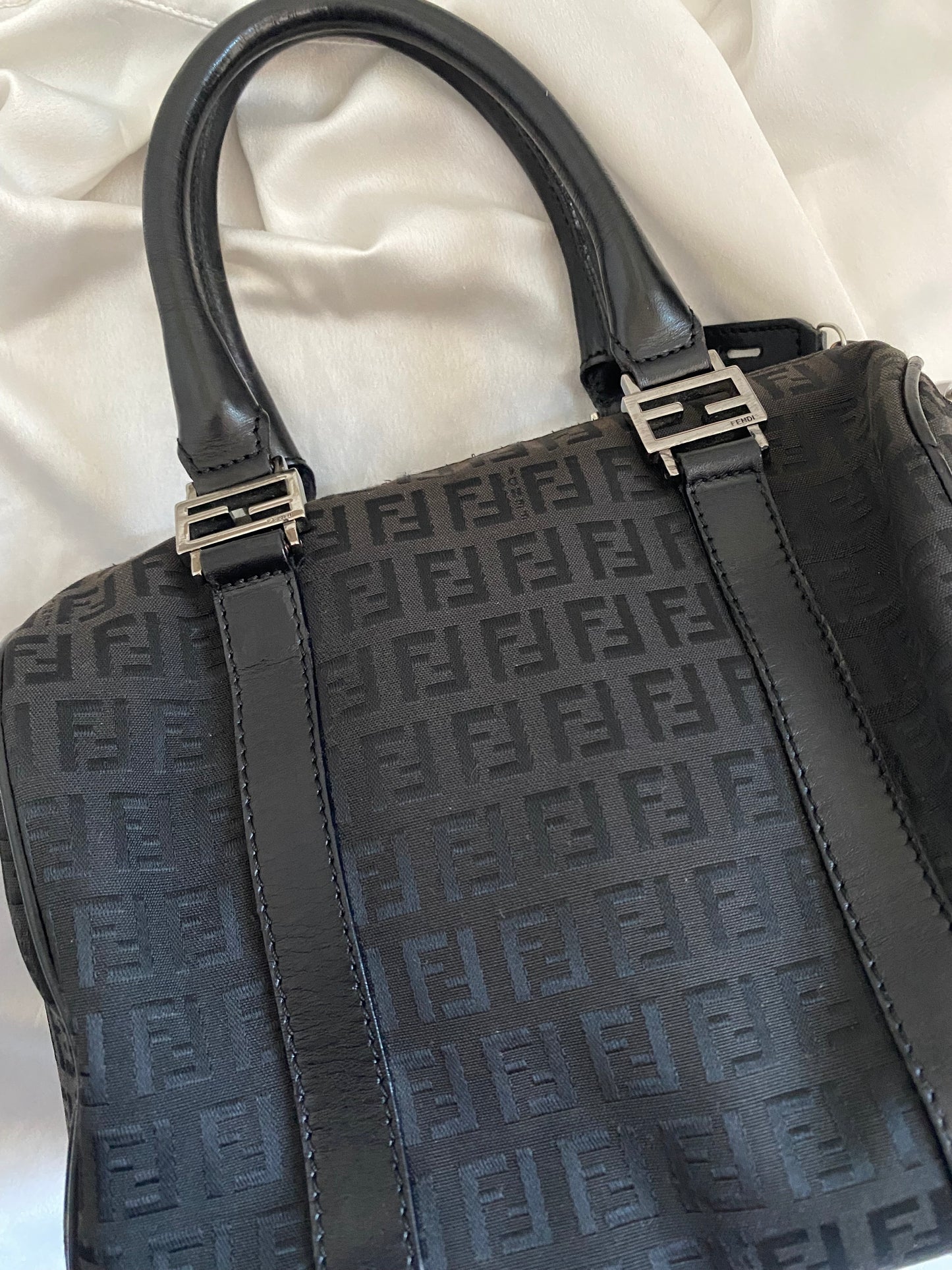 Fendi bauletto zucchino nero