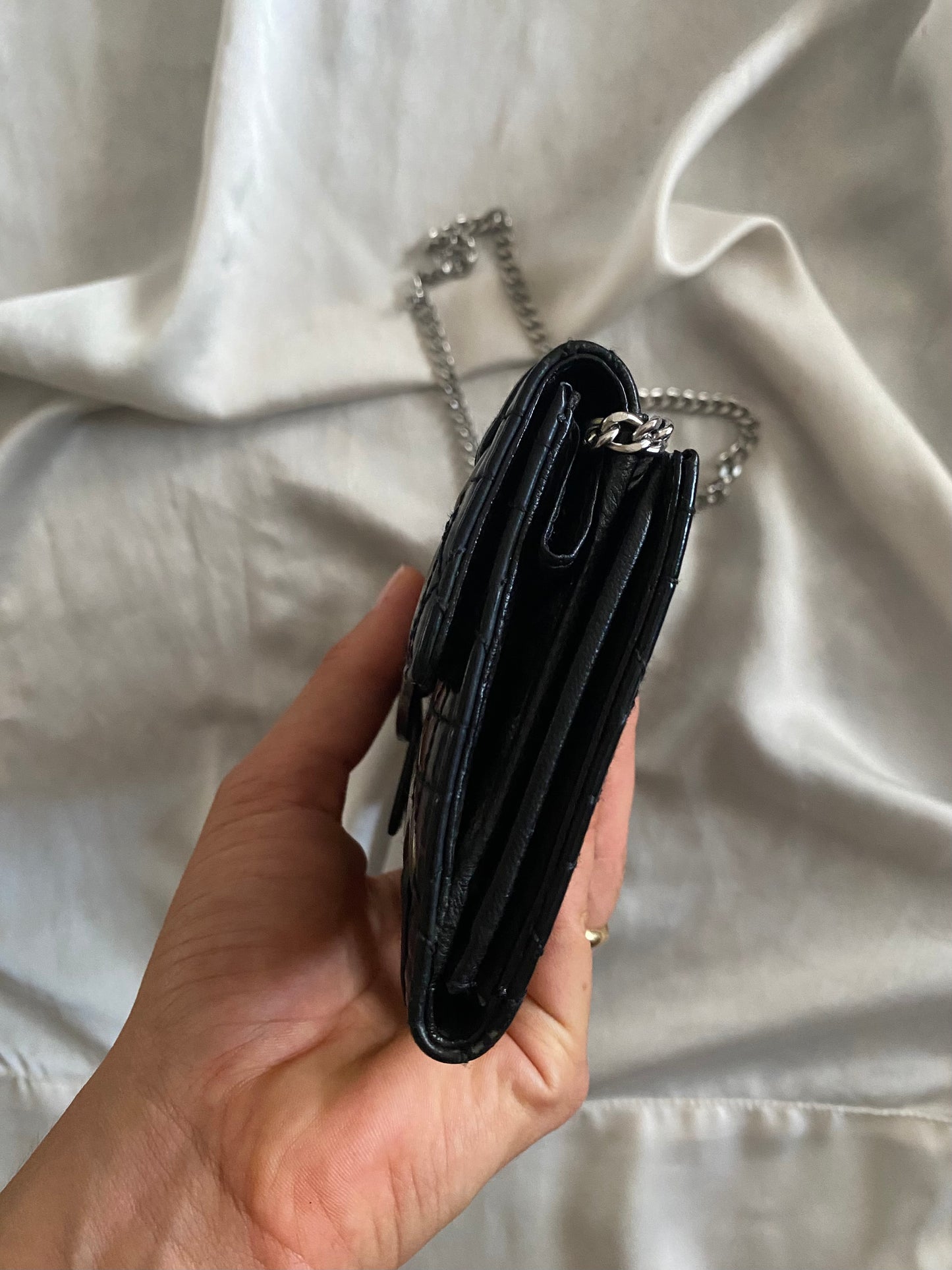 Dior pochette dragonne cannage