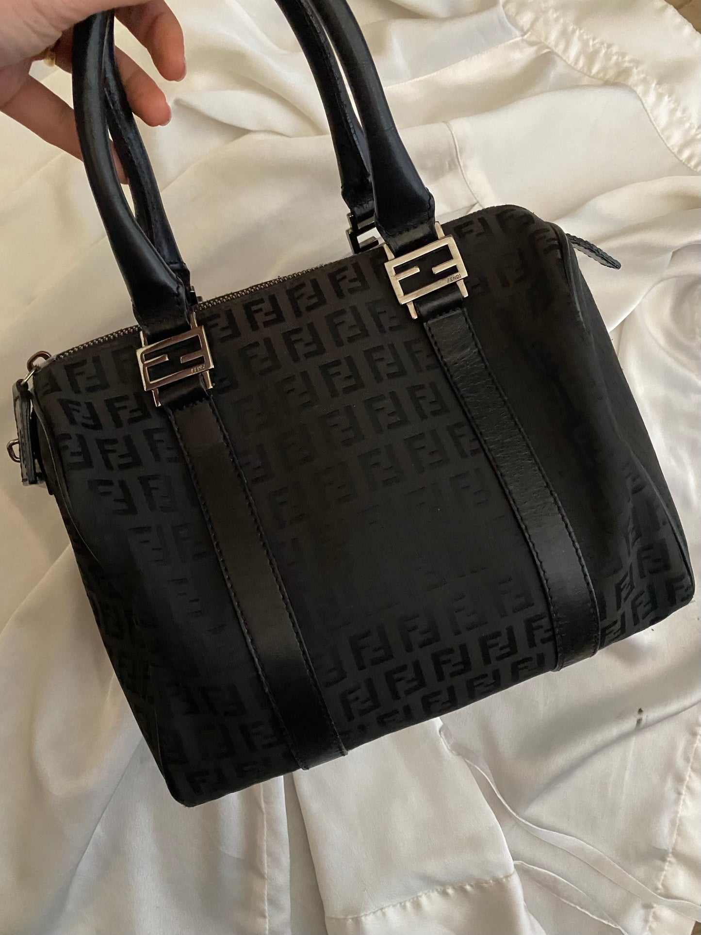 Fendi bauletto zucchino nero