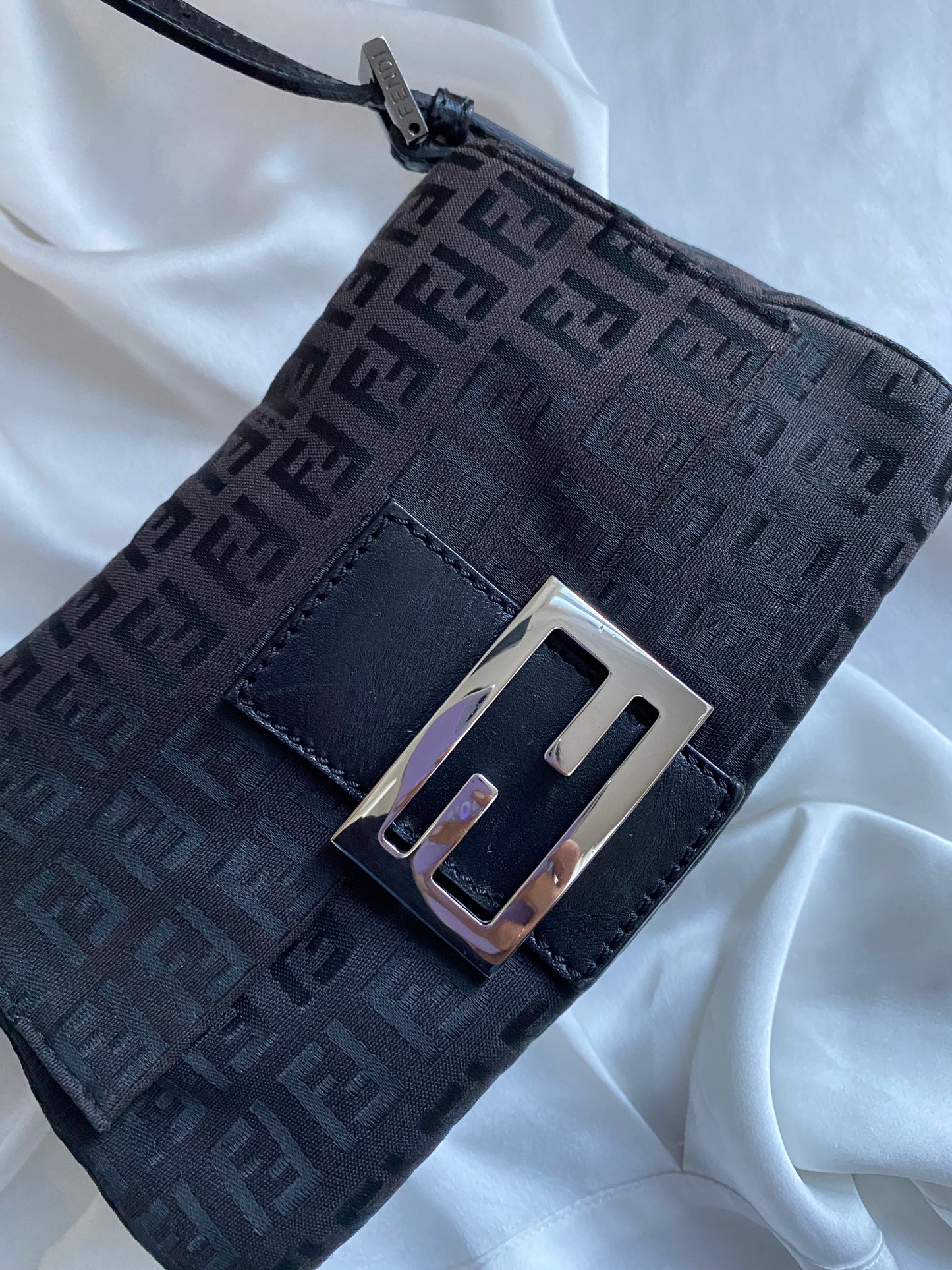 Fendi baguette mini mamma monogram black