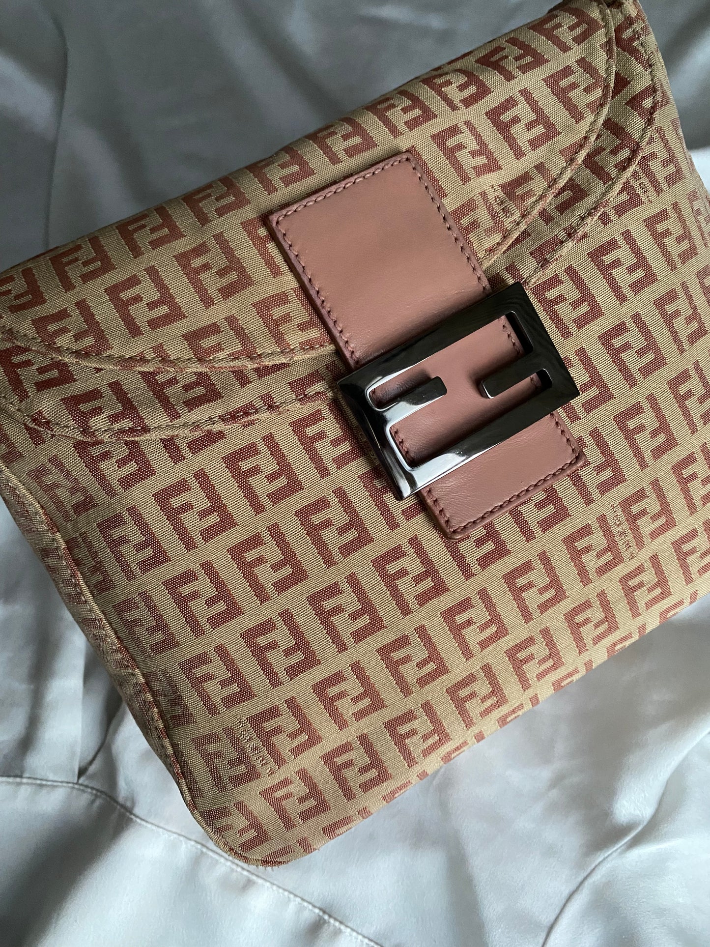 Fendi mamma double flap rosa e beige