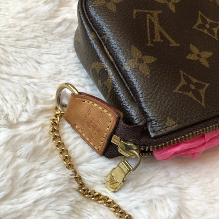 Louis Vuitton mini pochette accessoire monogram ottime condizioni