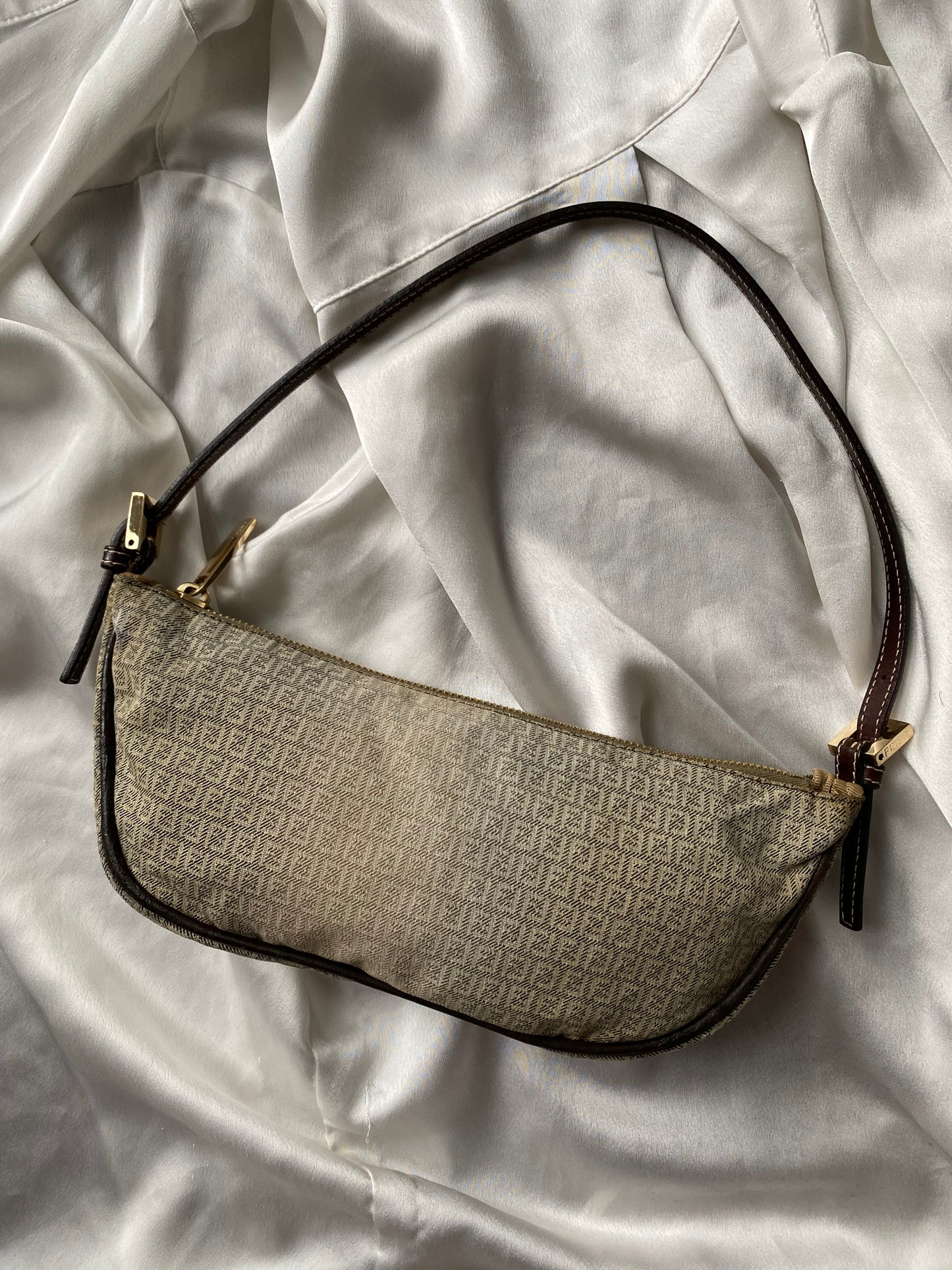 Fendi baguette half moon faded beige