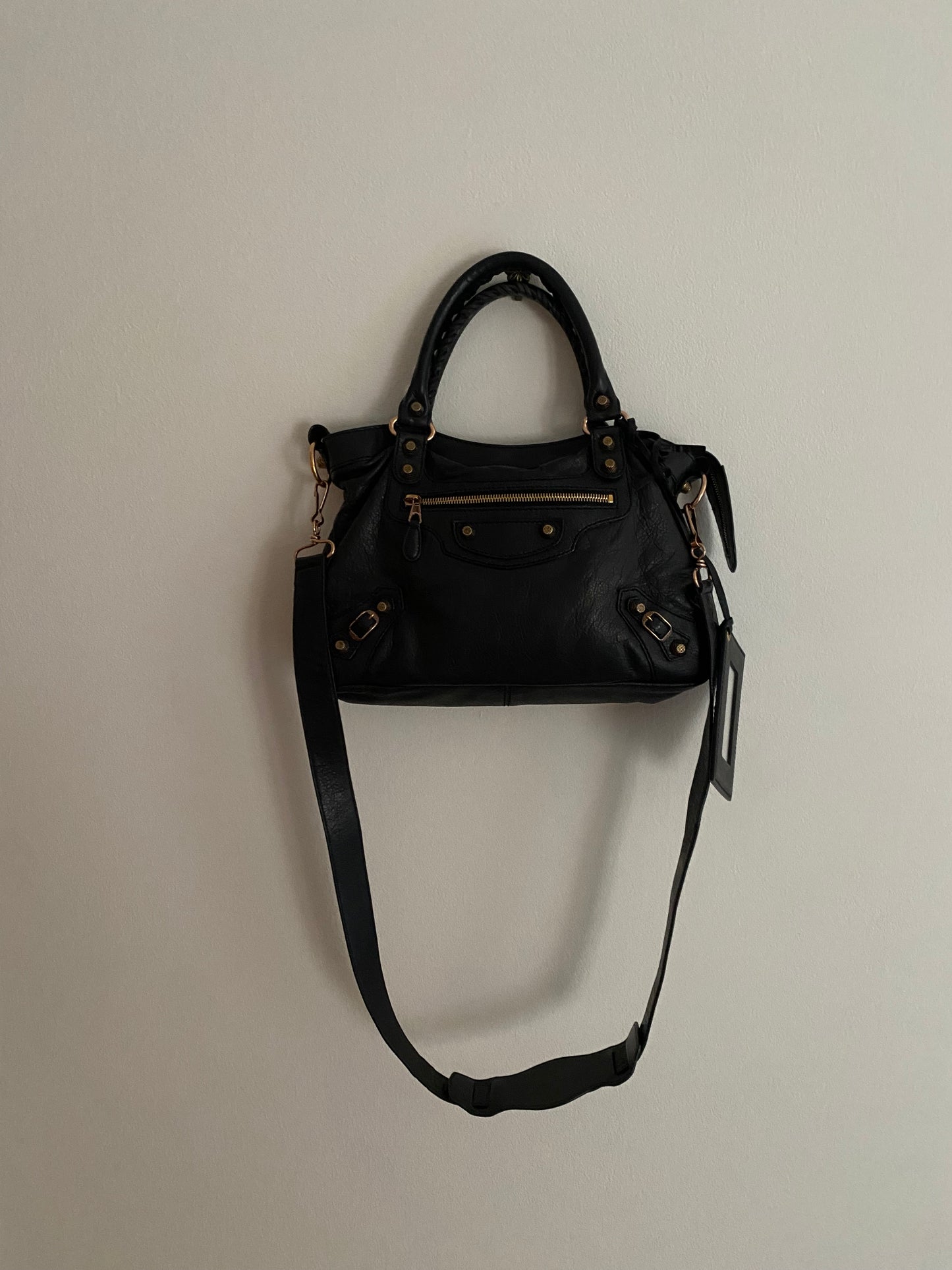 Balenciaga town black