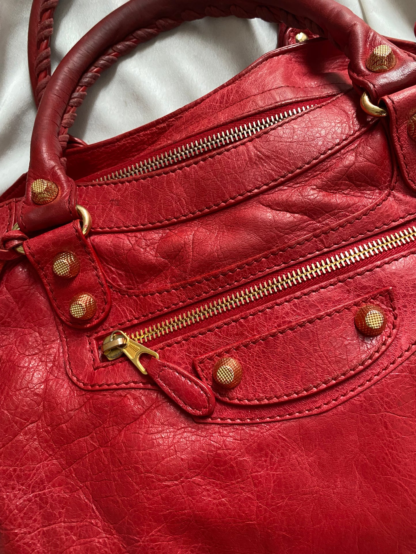 Balenciaga Velo rouge cardinal f/w 2013