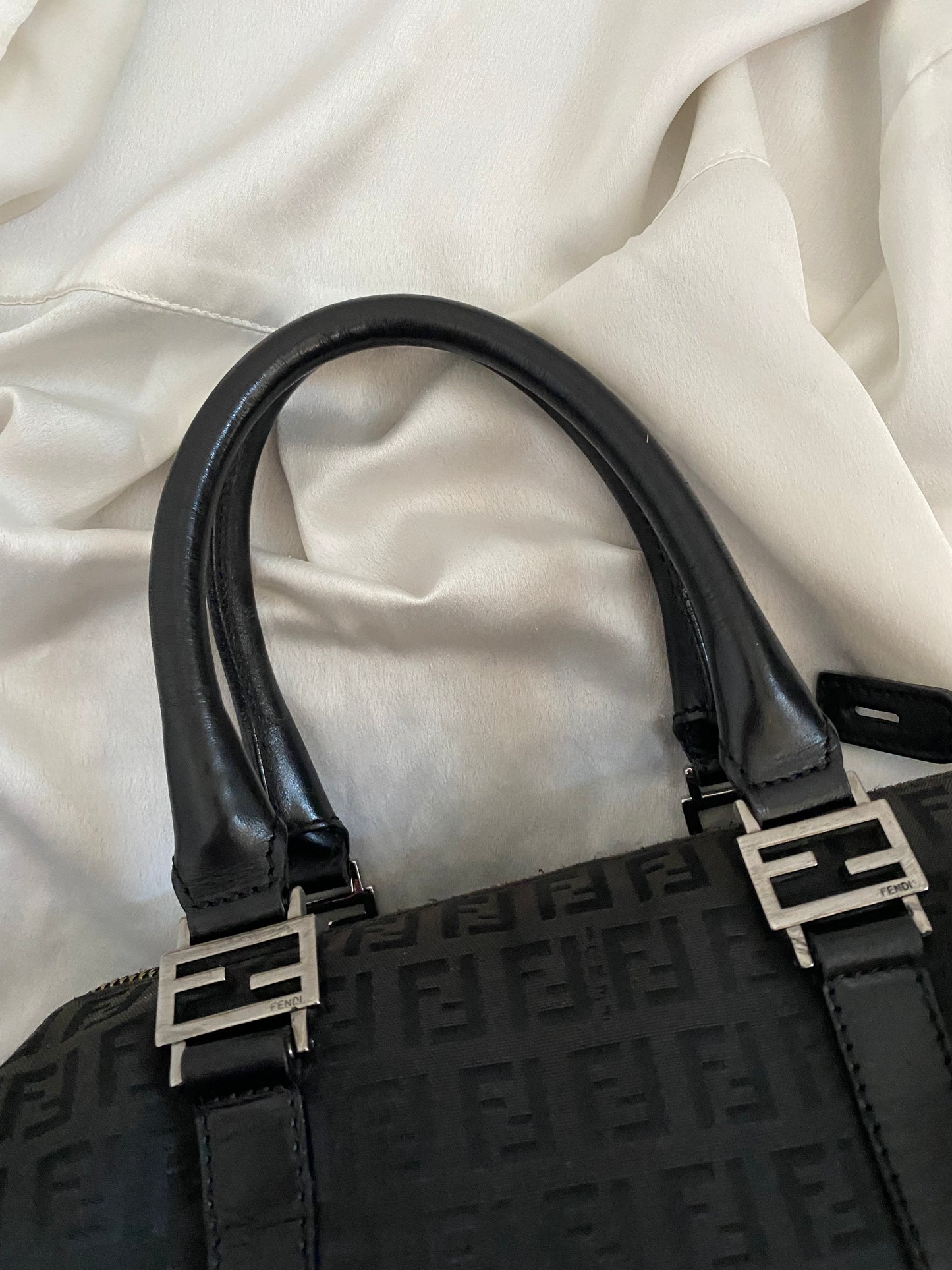 Fendi bauletto zucchino nero