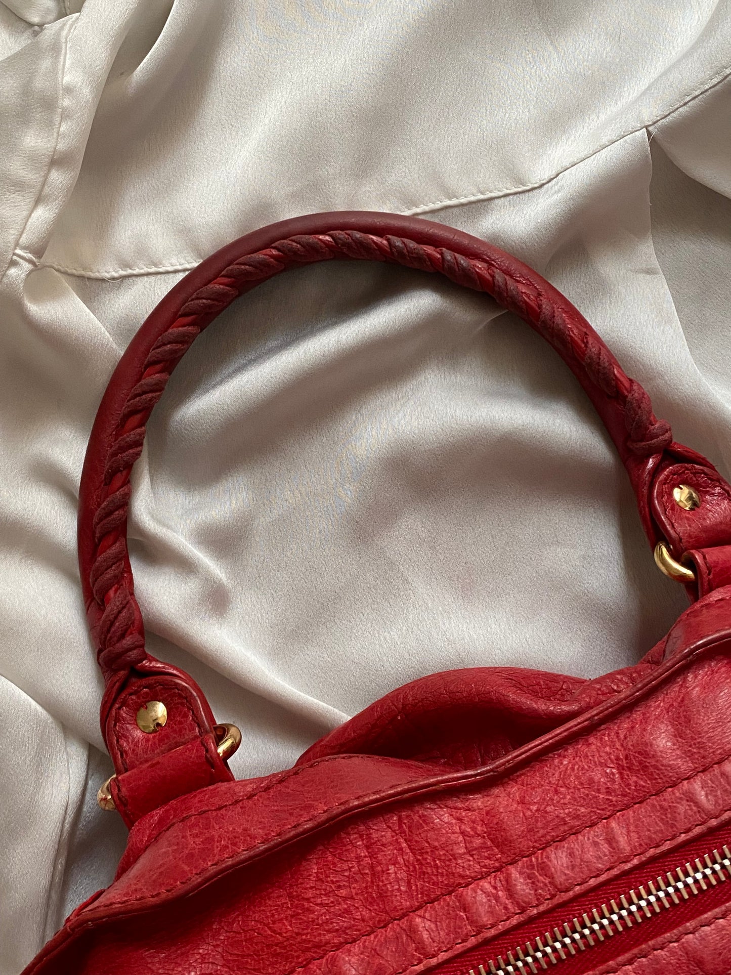 Balenciaga Velo rouge cardinal f/w 2013