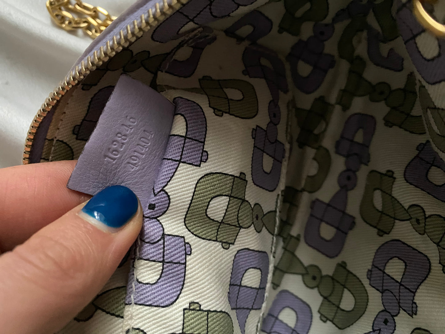 Gucci pochette monogram lilac