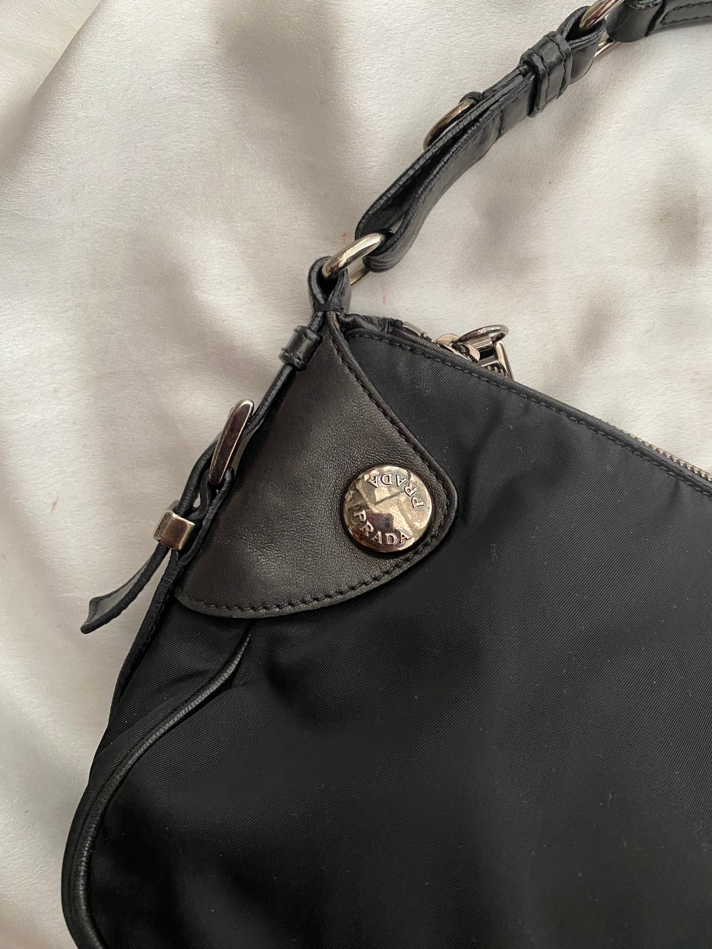 Prada nylon black con profili in pelle