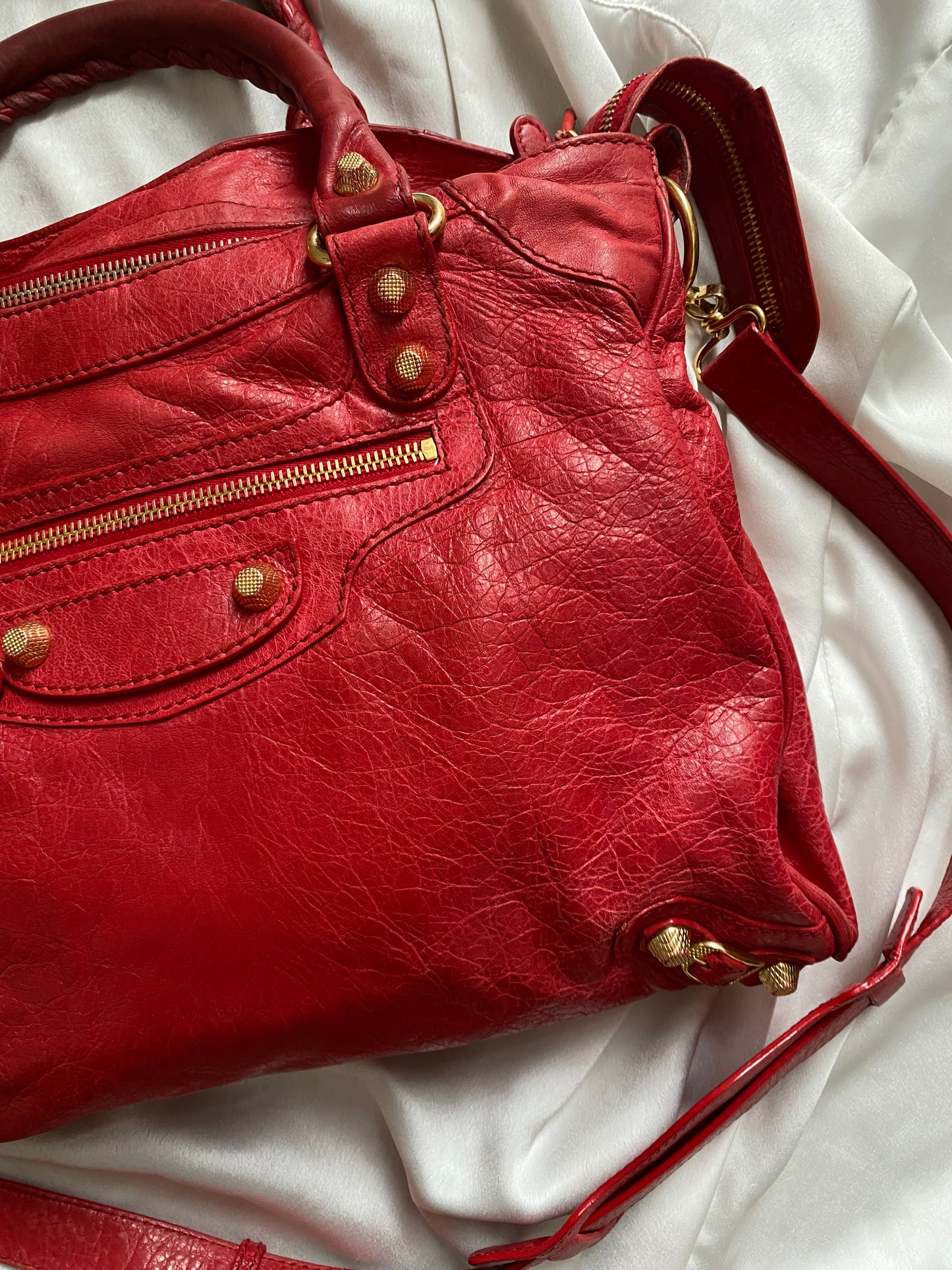 Balenciaga Velo rouge cardinal f/w 2013
