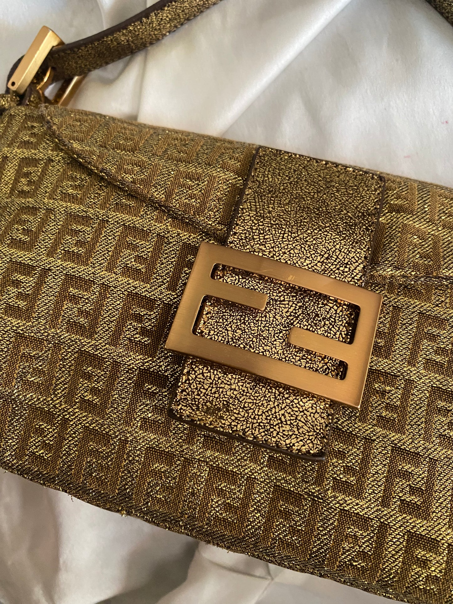 Fendi baguette double flap solid gold