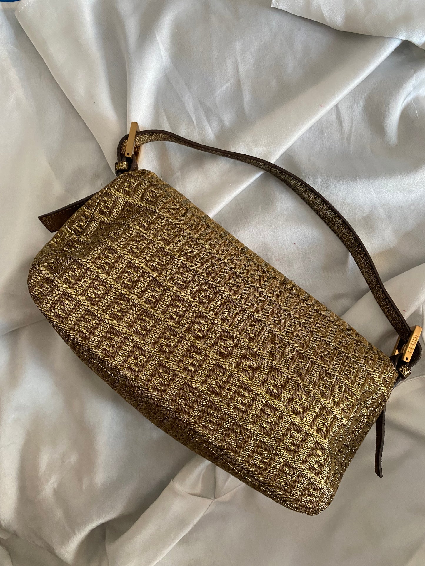 Fendi baguette double flap solid gold