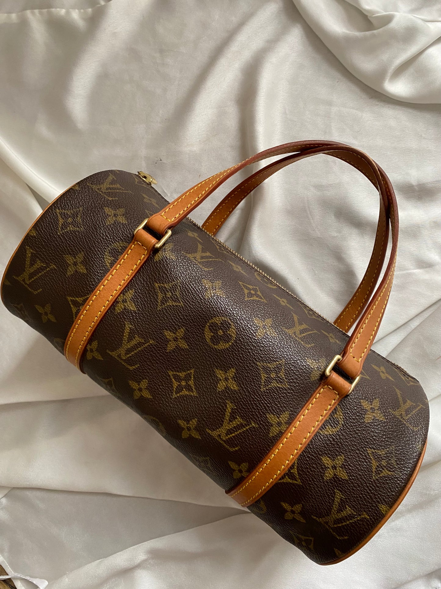 Louis Vuitton papillon 26