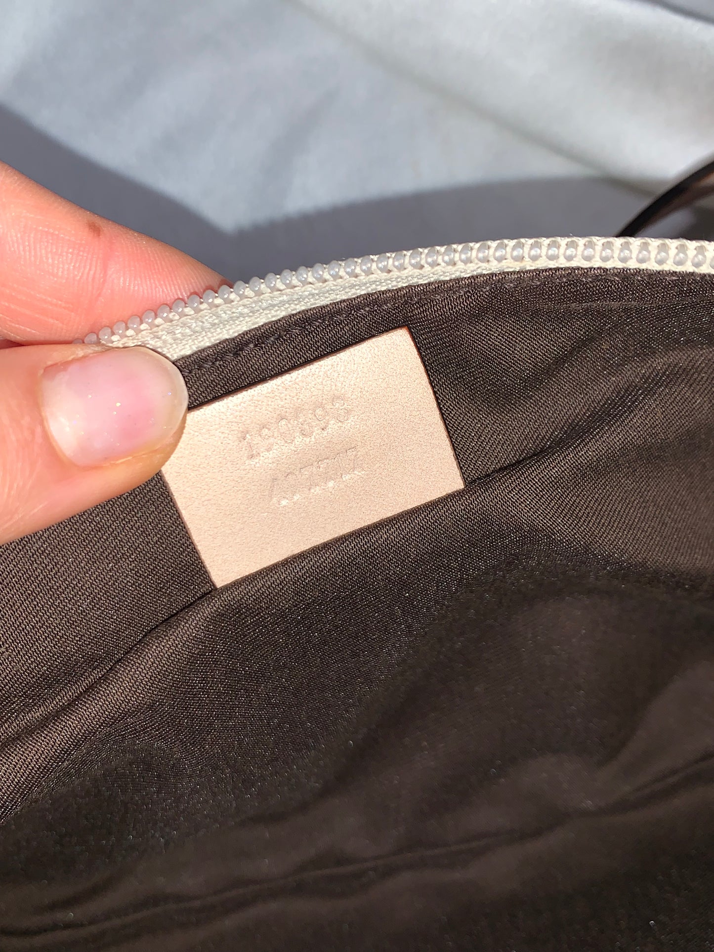 Gucci pretty boat monogram oro