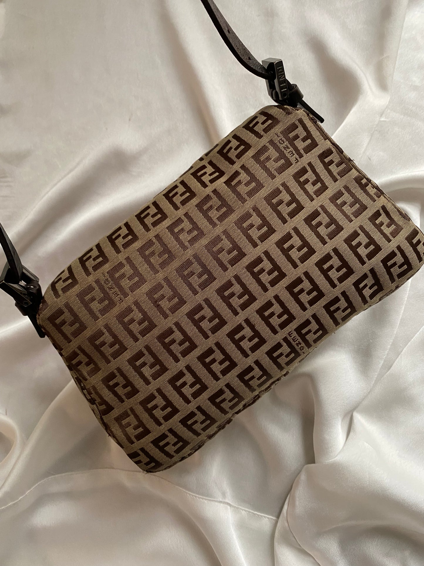 Fendi mini mamma monogram zucchino beige