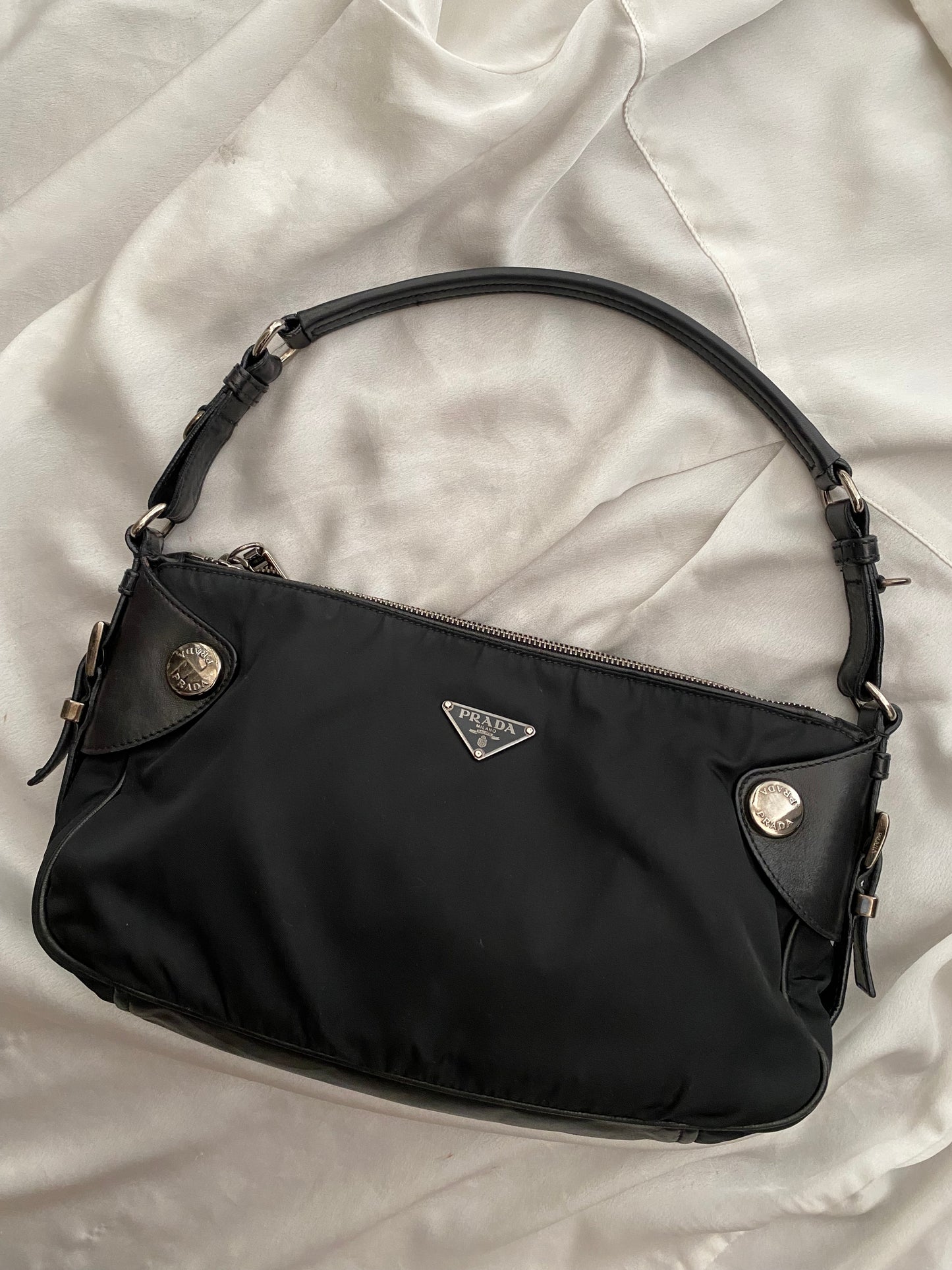 Prada nylon black con profili in pelle