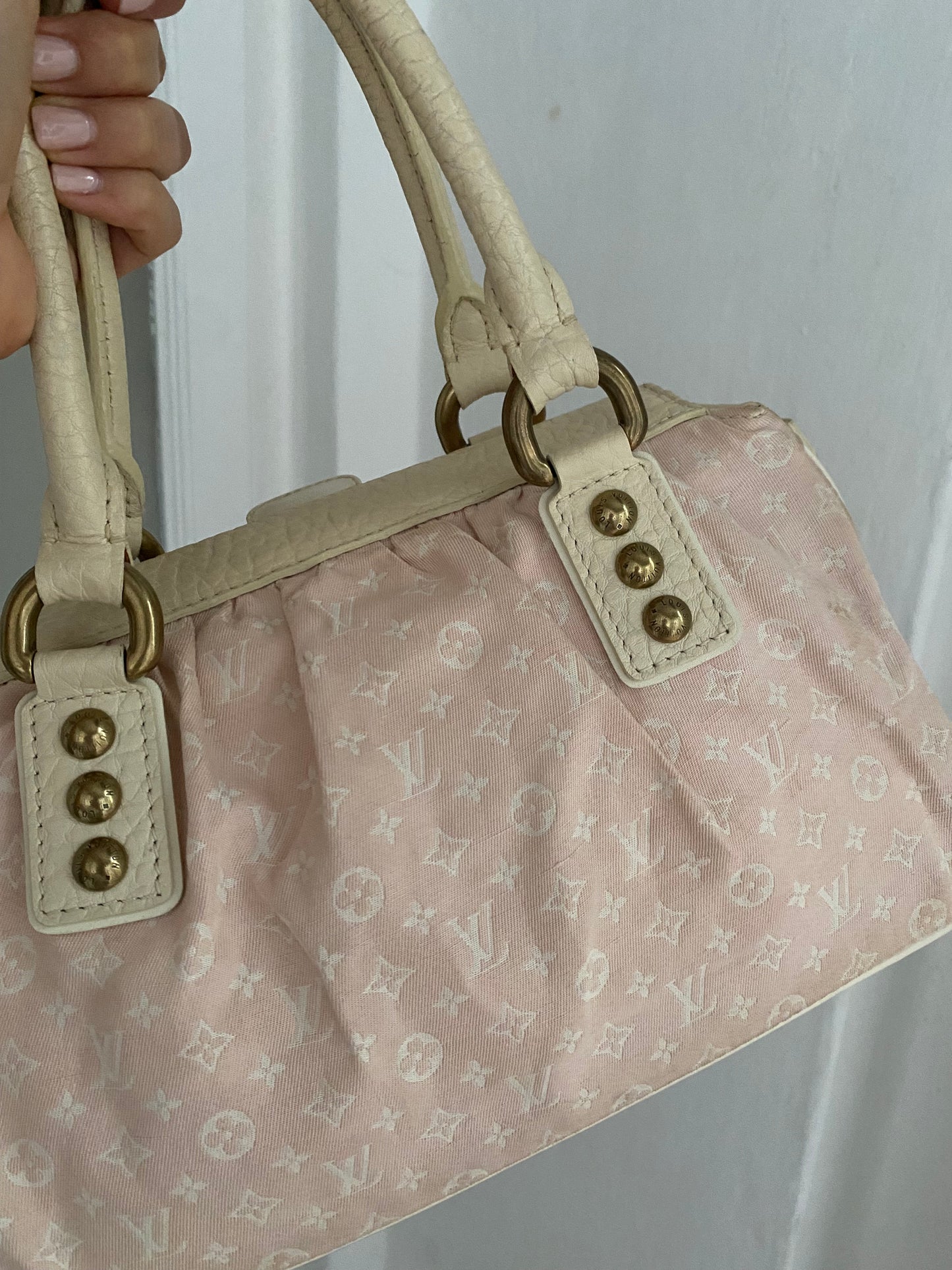 Louis Vuitton Mini Lin Trapeze PM denim rosa