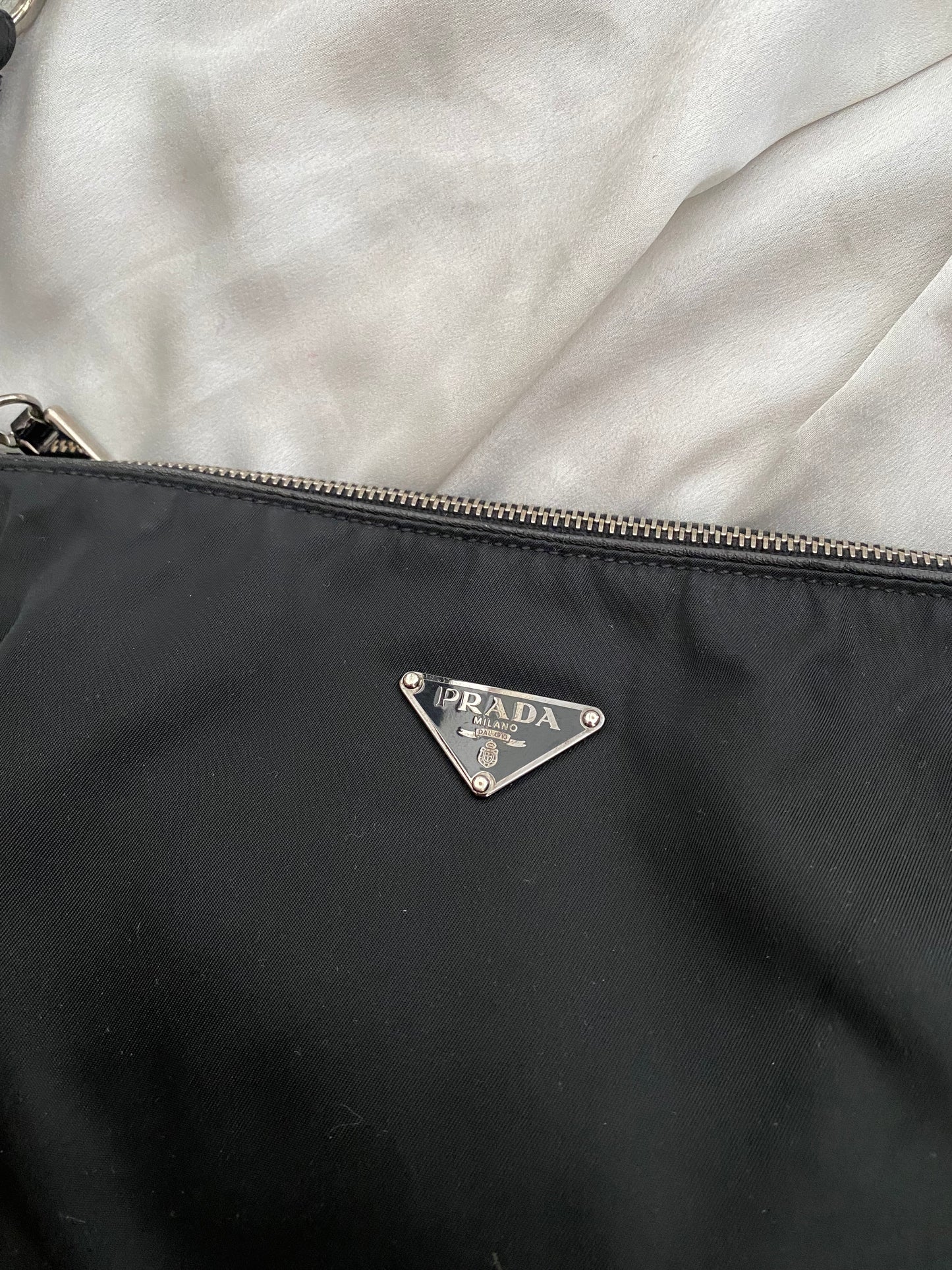 Prada nylon black con profili in pelle