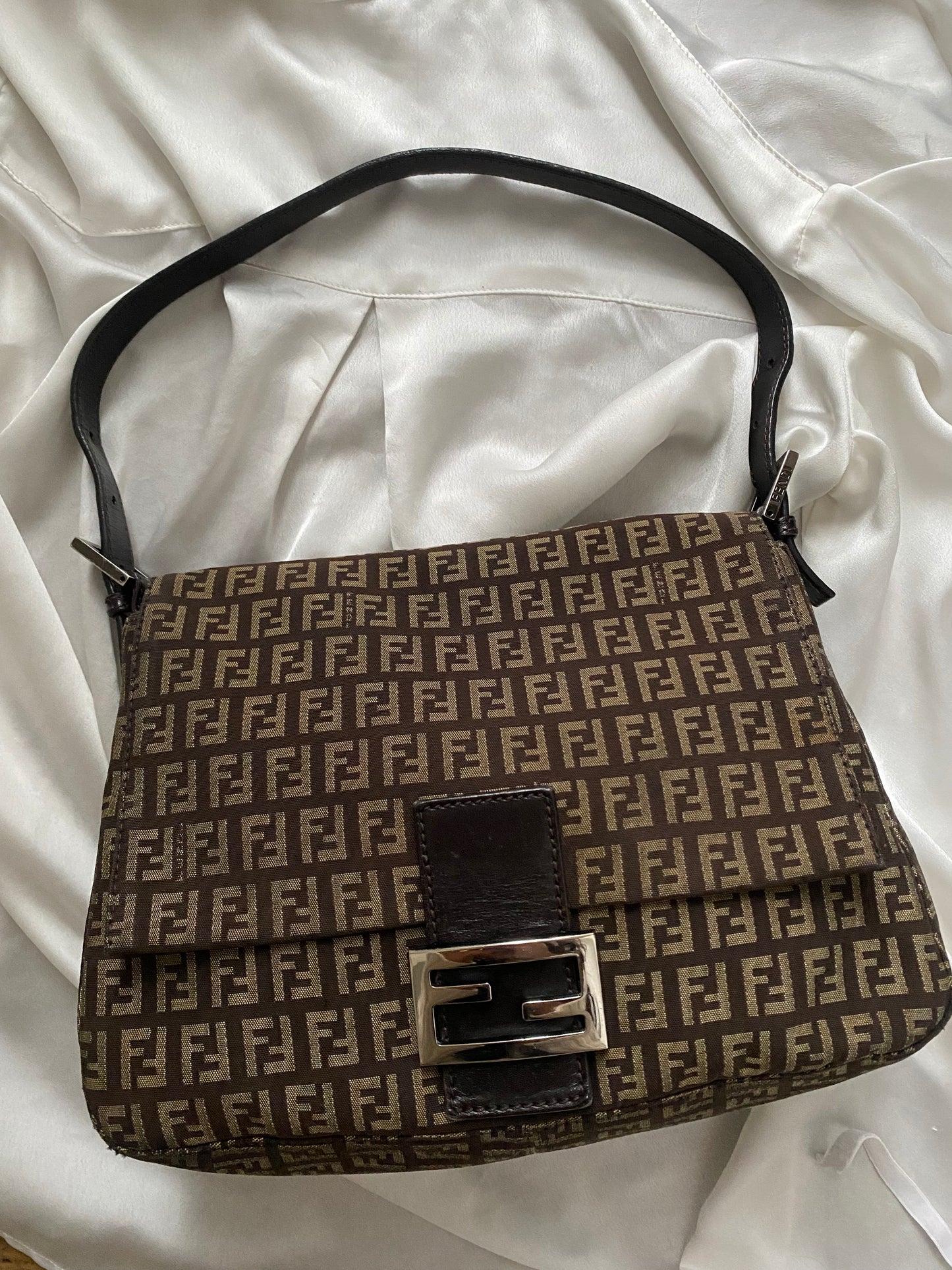Fendi mamma baguette zucchino brown
