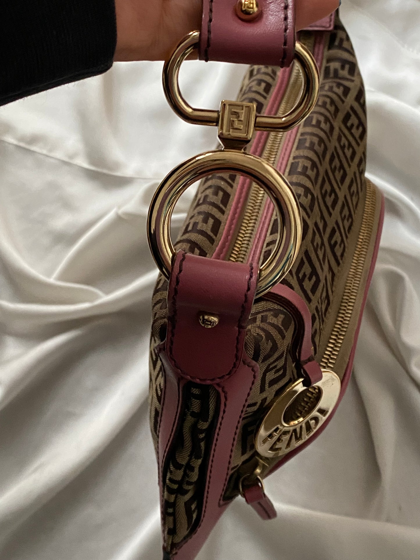 Fendi chef pocket monogram zucchino beige e rosa