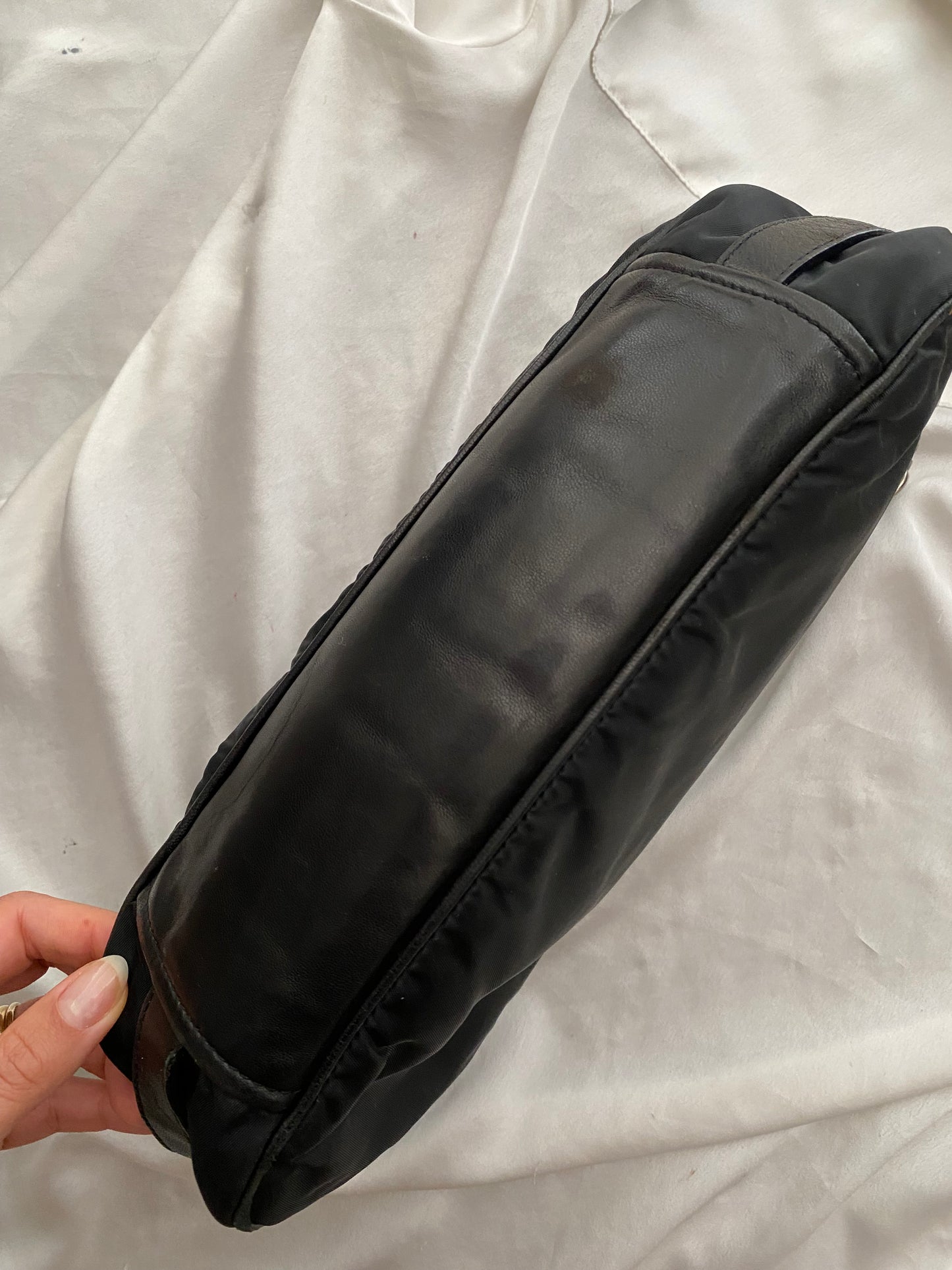 Prada nylon black con profili in pelle
