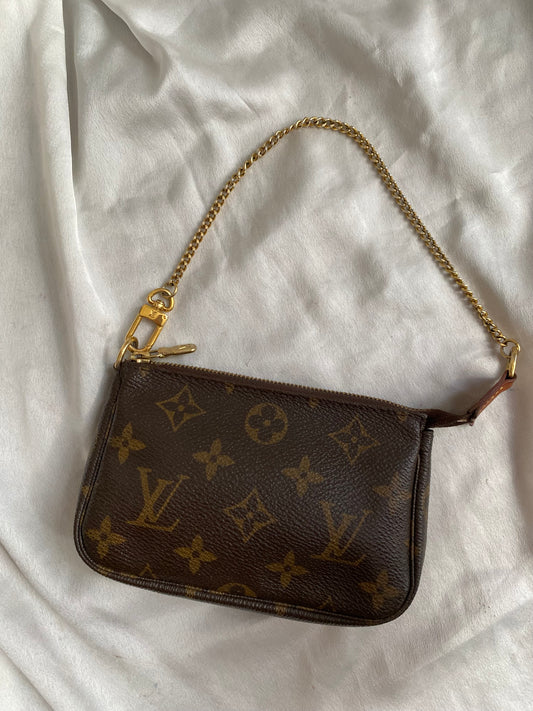 Louis Vuitton mini pochette accessoire monogram