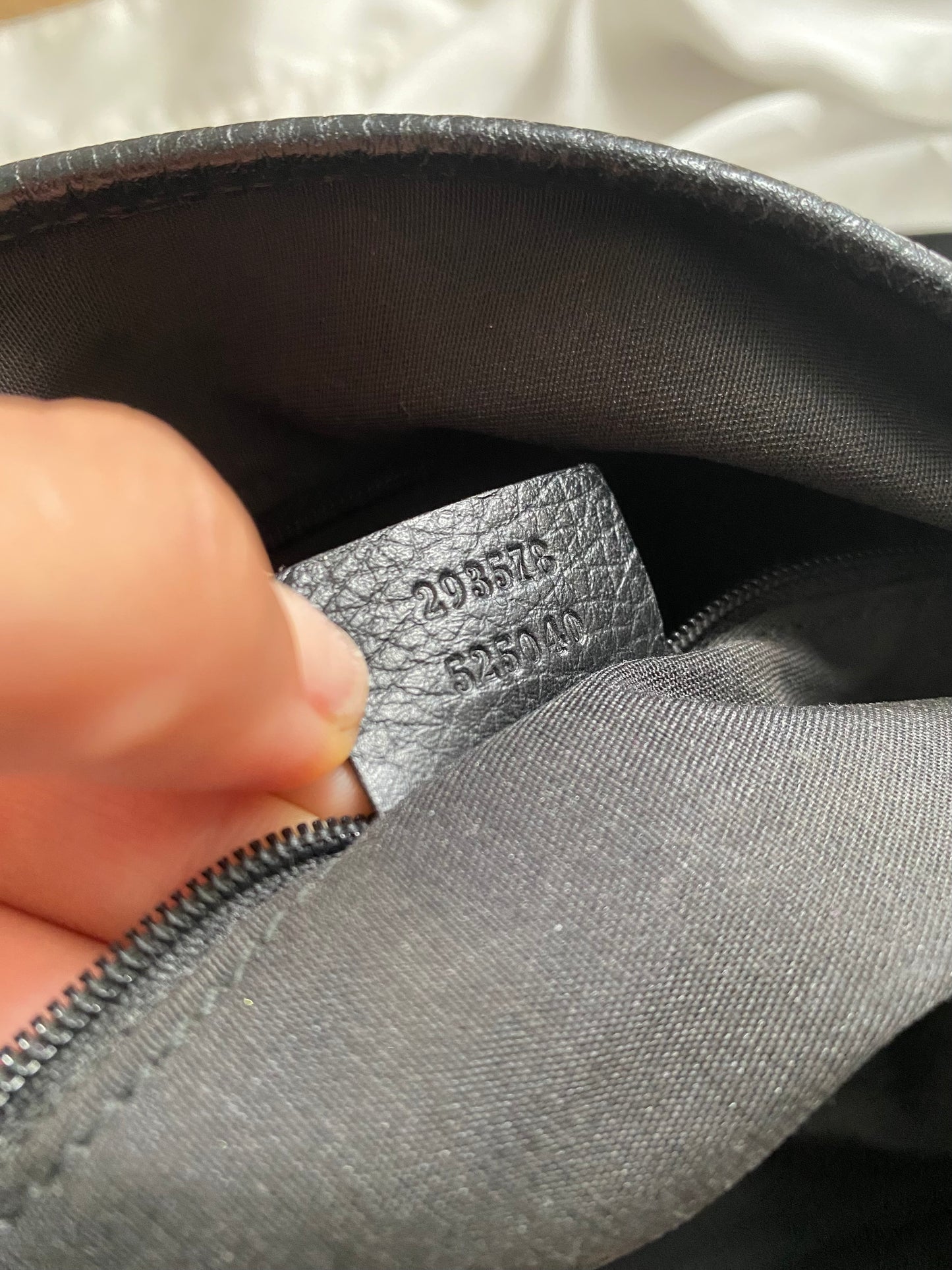 Gucci Abbey monogram black