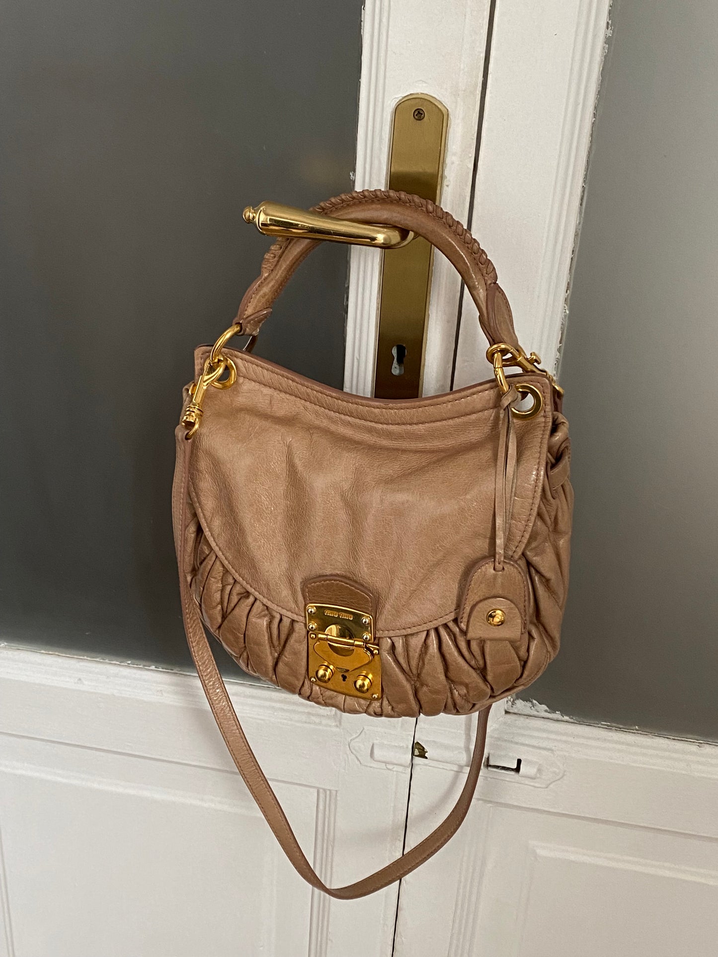 Miu miu coffer beige