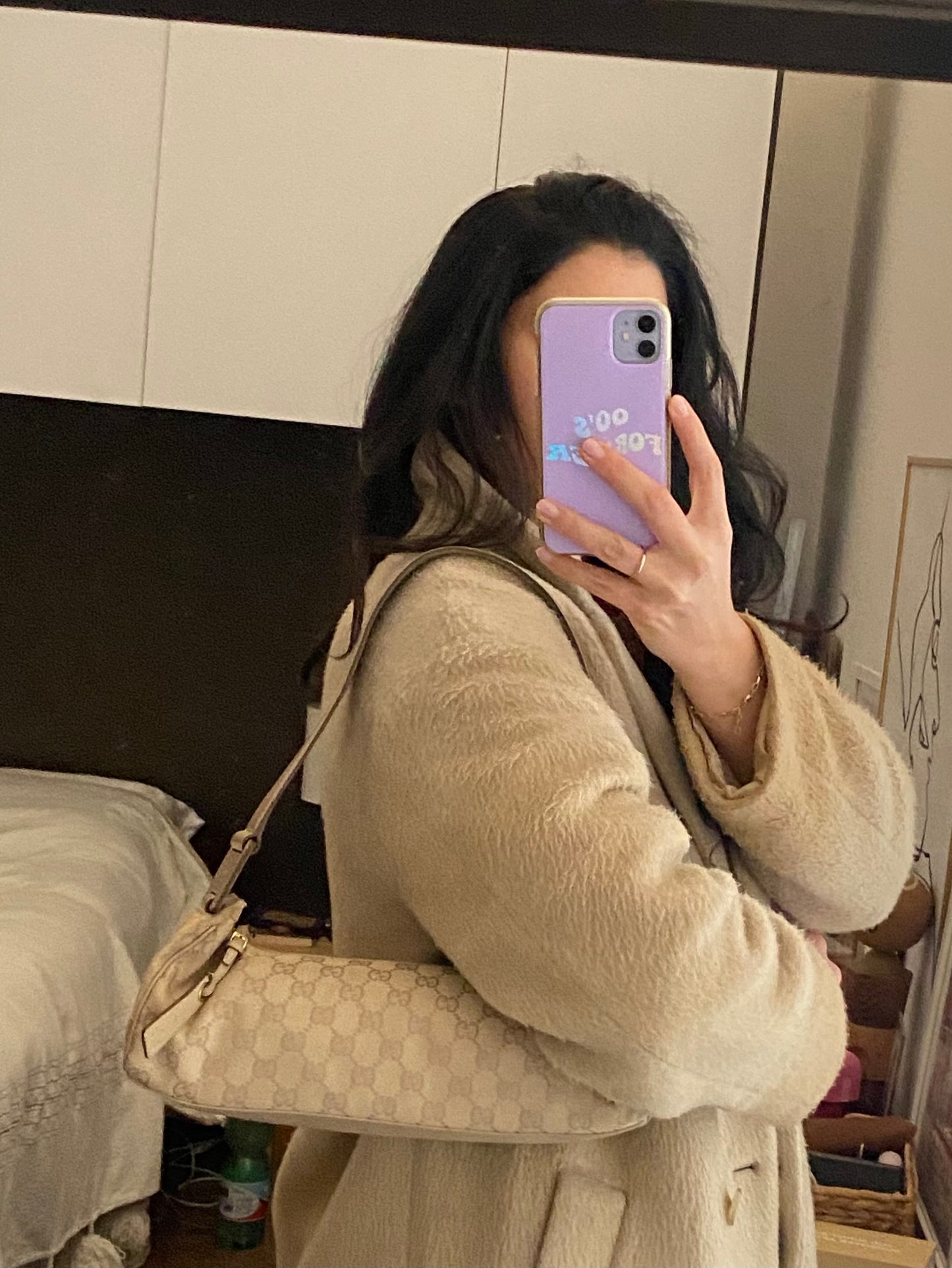 Gucci baguette monogram beige
