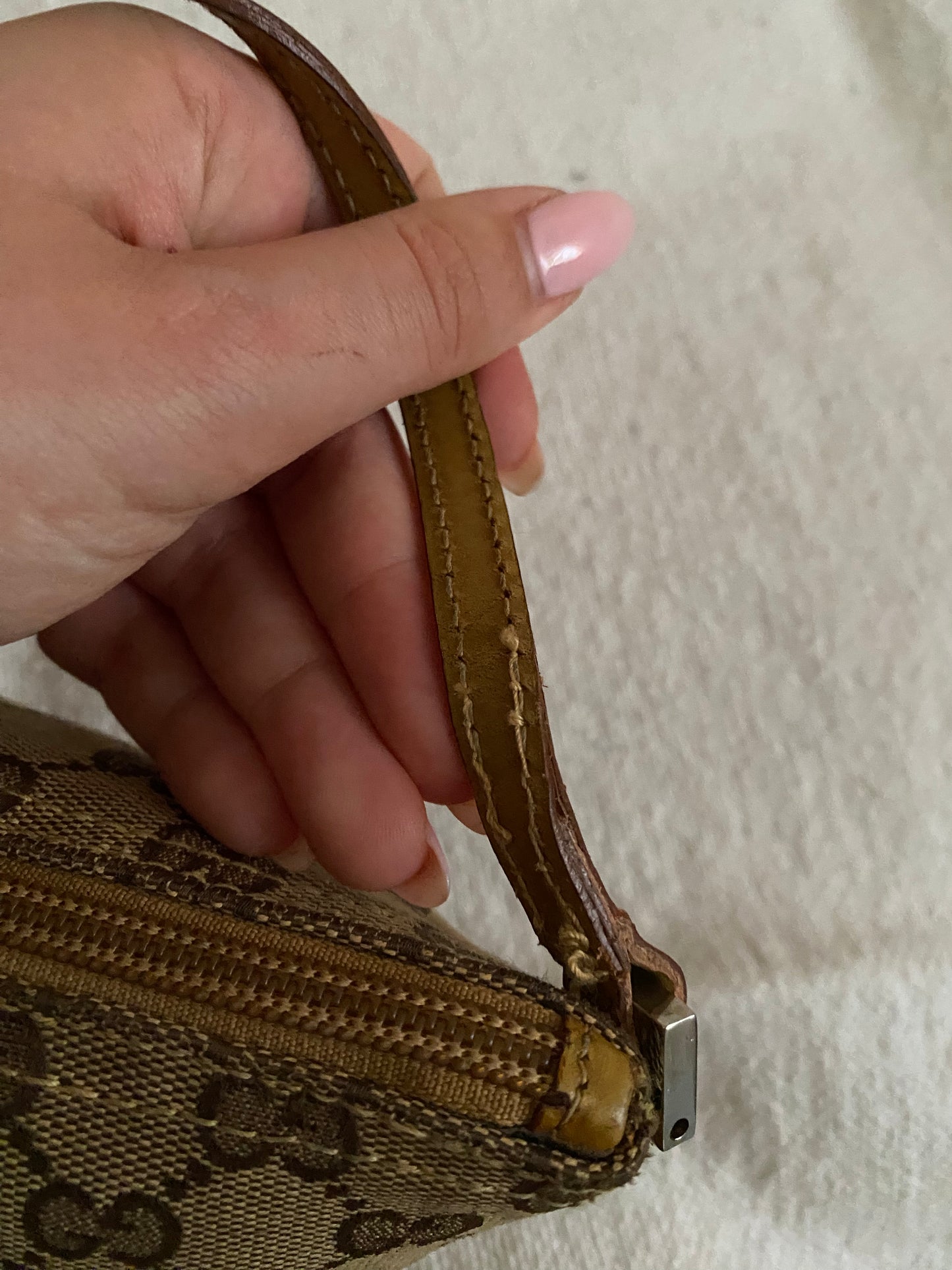 Gucci boat monogram hazelnut