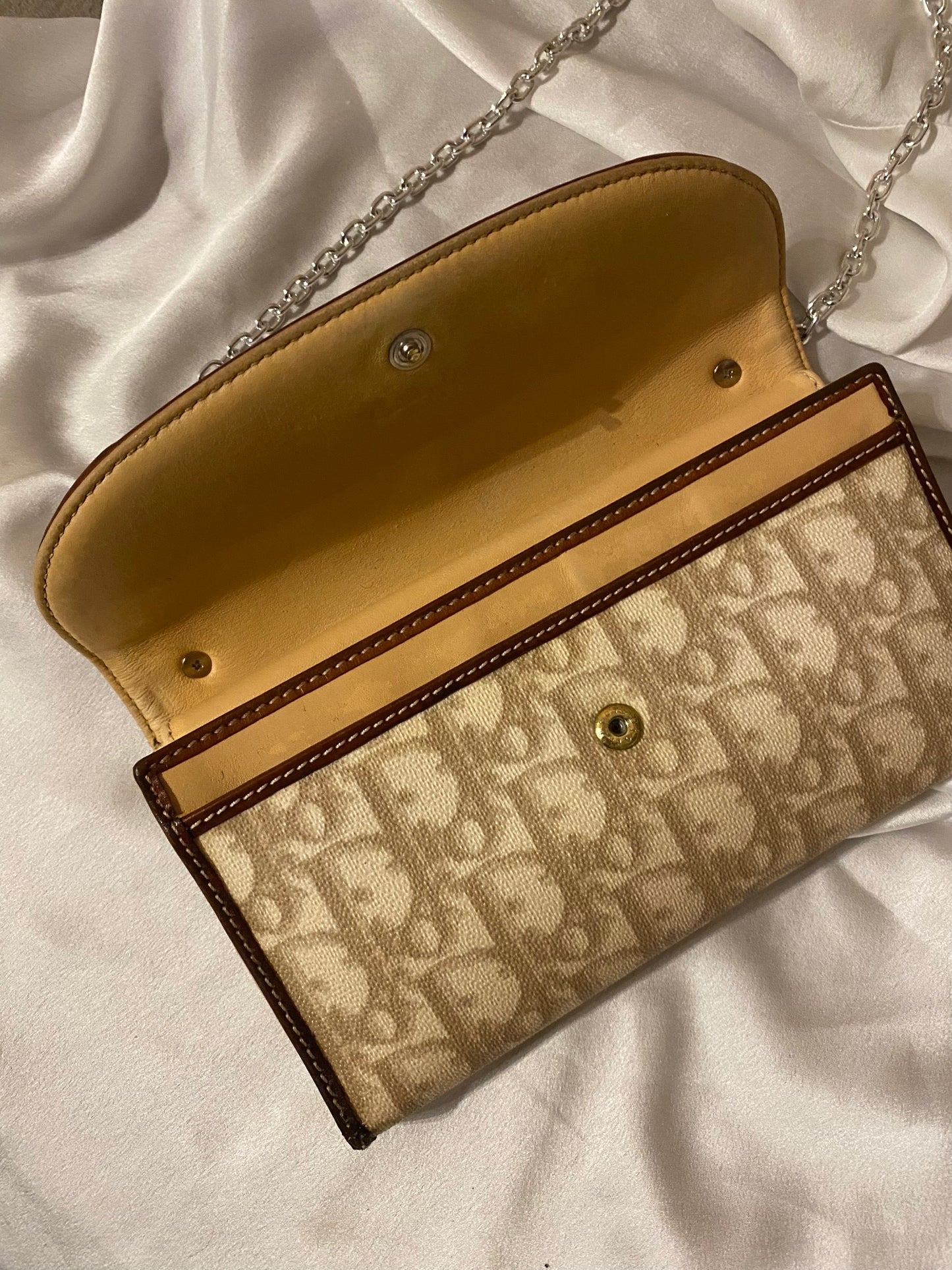 Dior pochette romantique sabbia