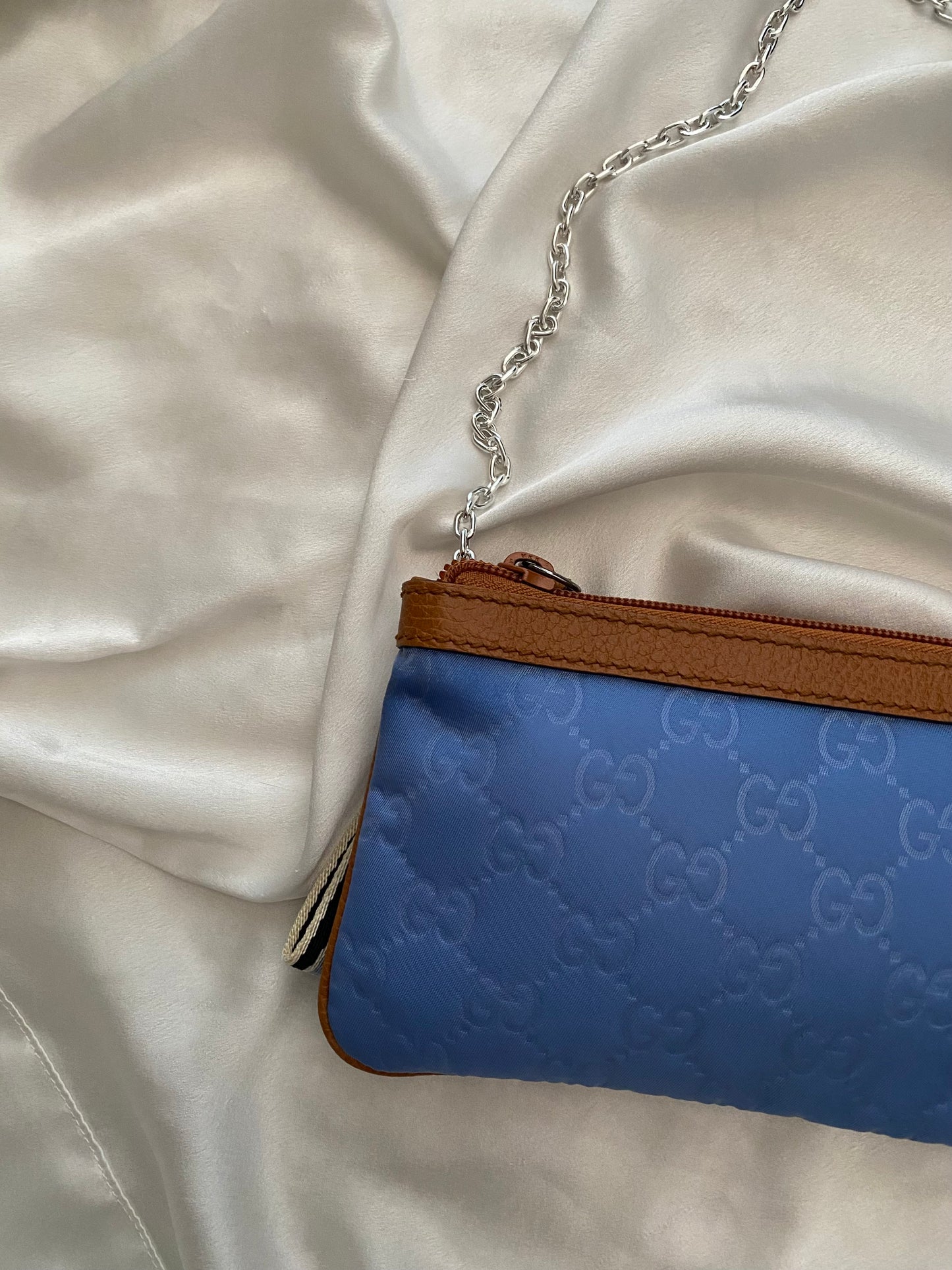 Gucci Pochette nylon monogram blu