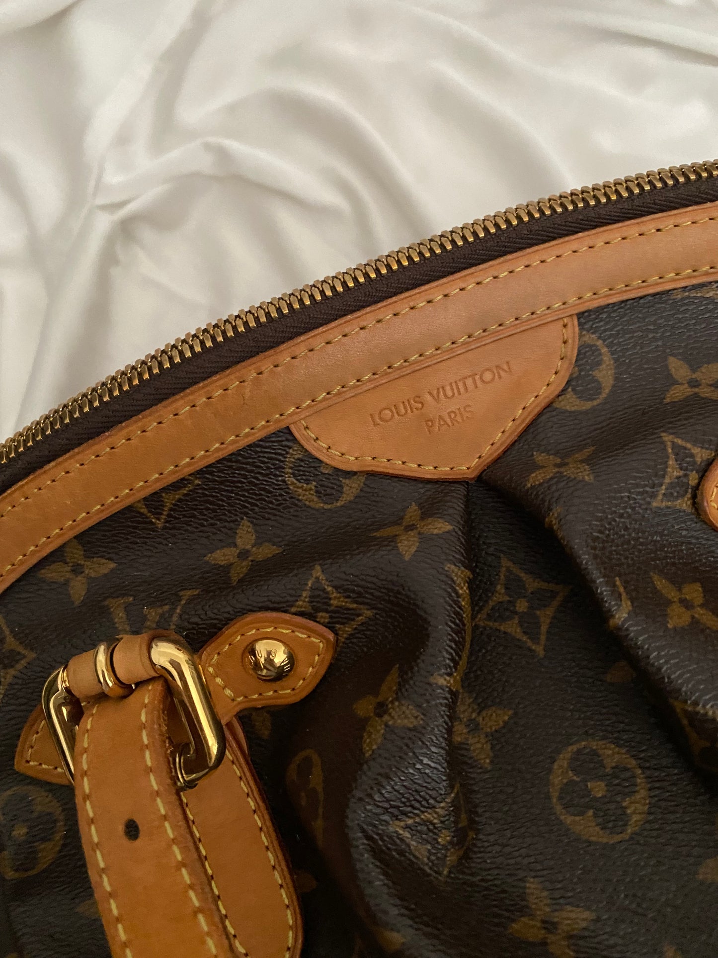 Louis Vuitton Tivoli GM