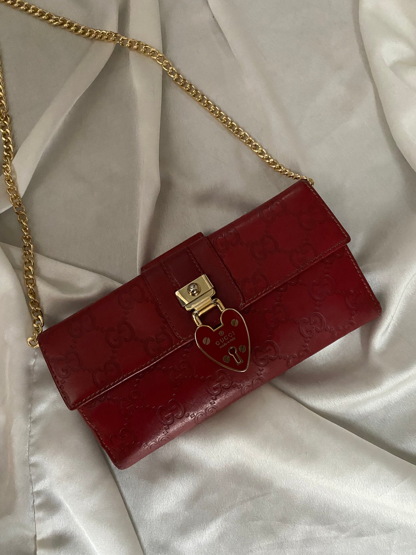 Gucci heart lock pochette