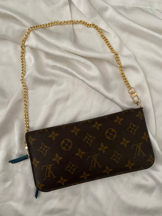 Louis Vuitton Pochette insolite