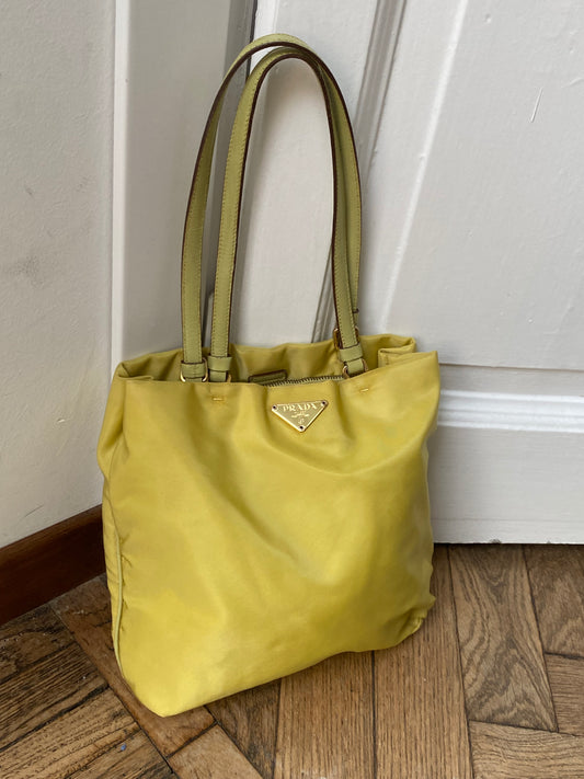 Prada tote nylon giallo lime