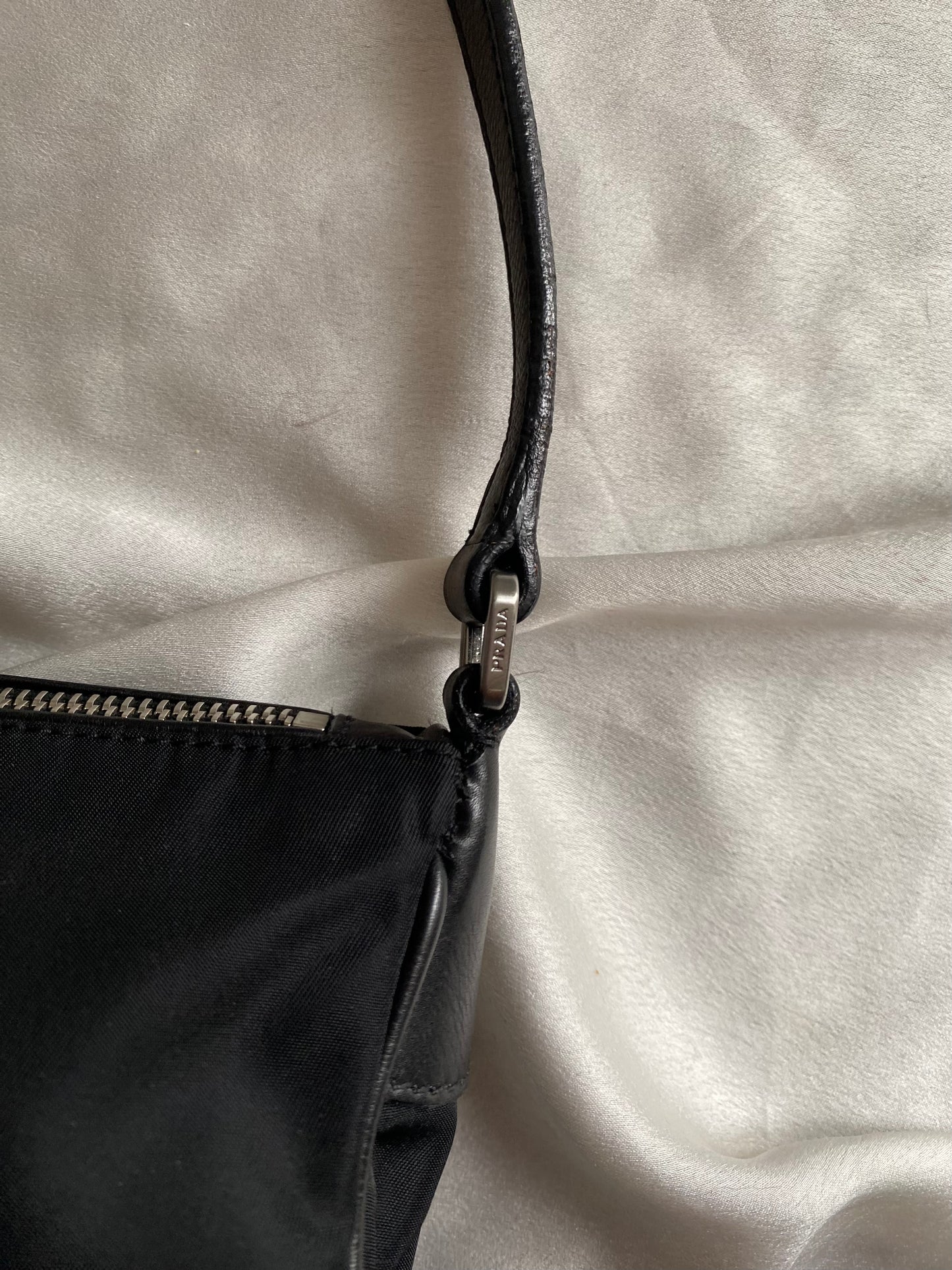 Prada hobo 2002 nylon e pelle