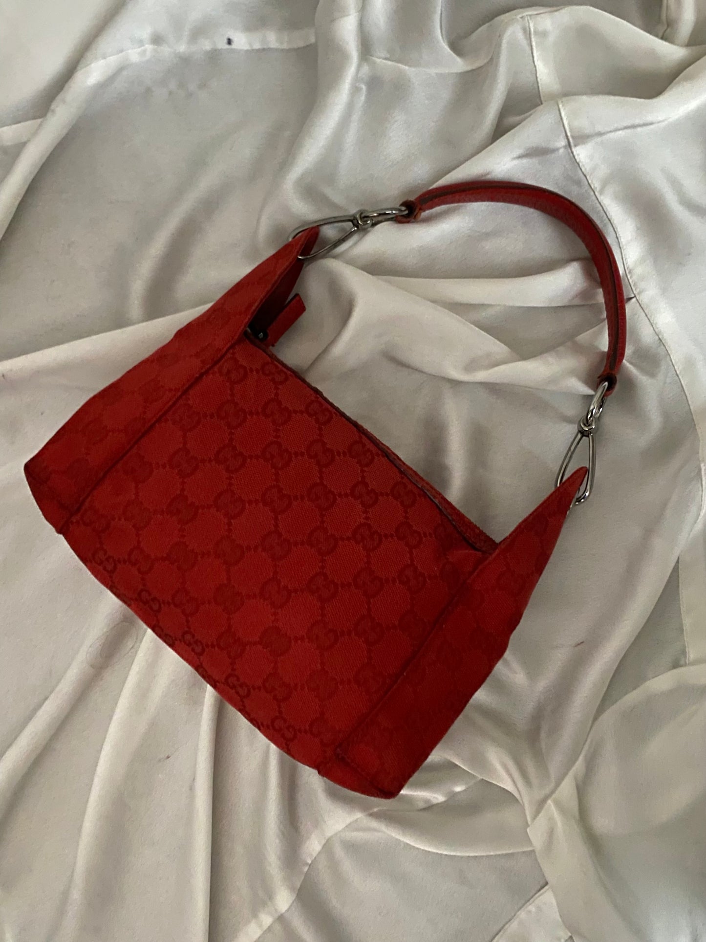 Gucci small hobo cherry red