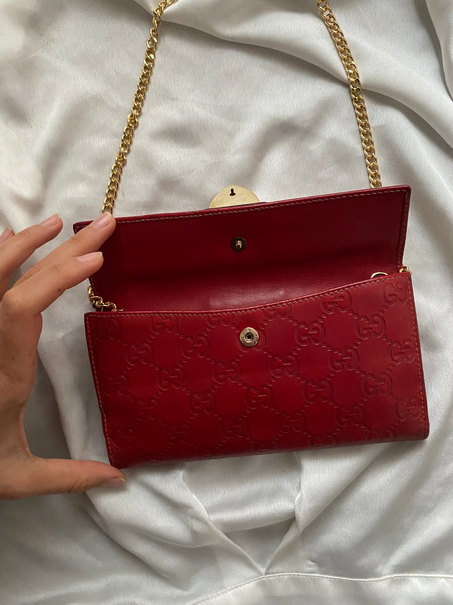 Gucci heart lock pochette