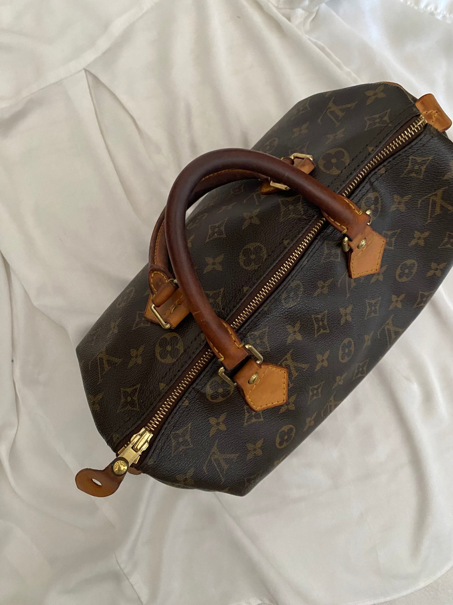 Louis Vuitton speedy 30