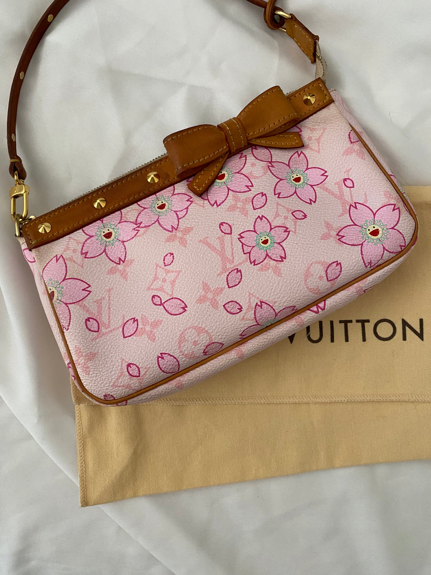 Louis Vuitton Pochette Accessoires Takashi Murakami Cherry Blossom Rosa