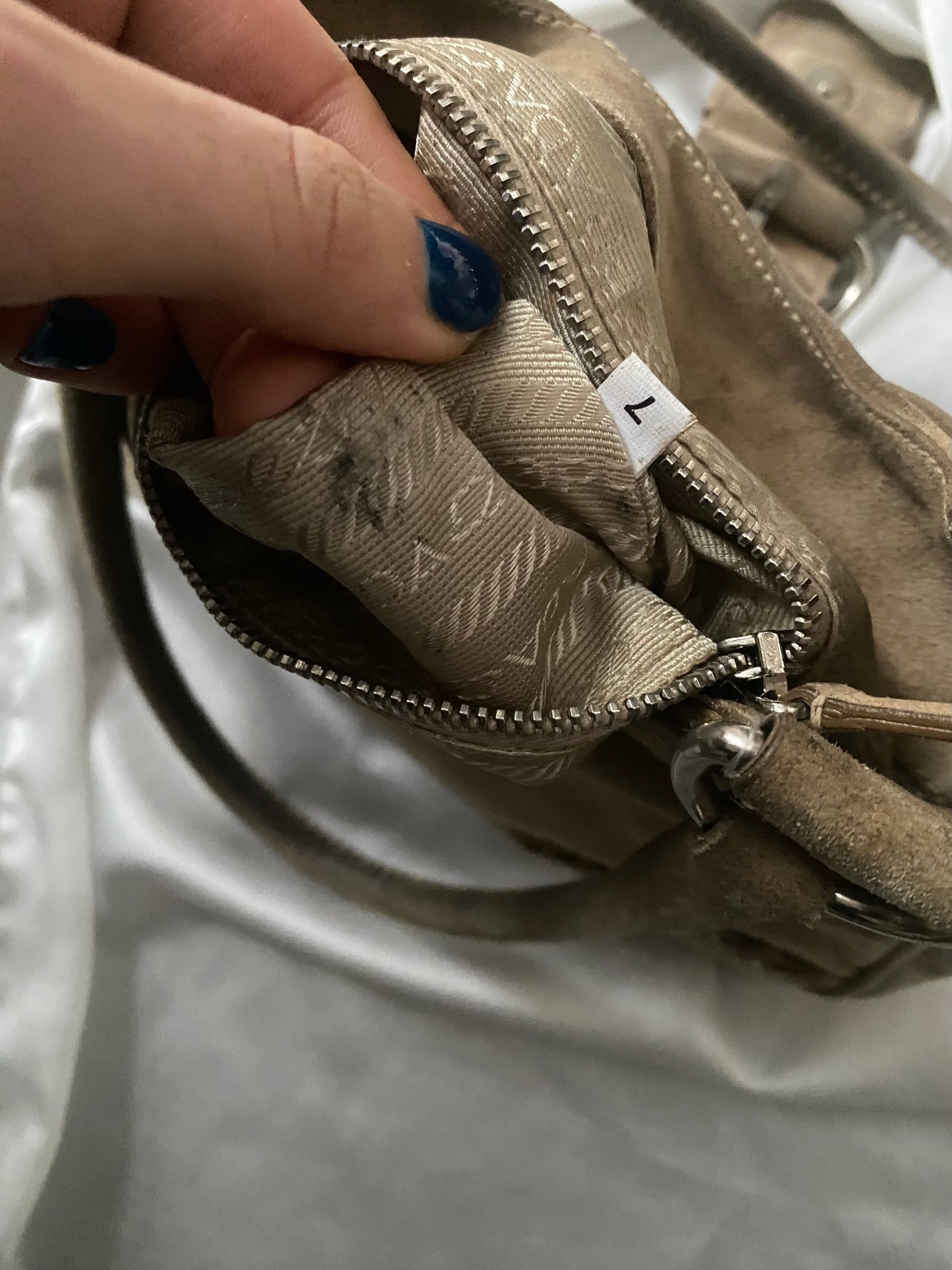 Prada moon camoscio champagne