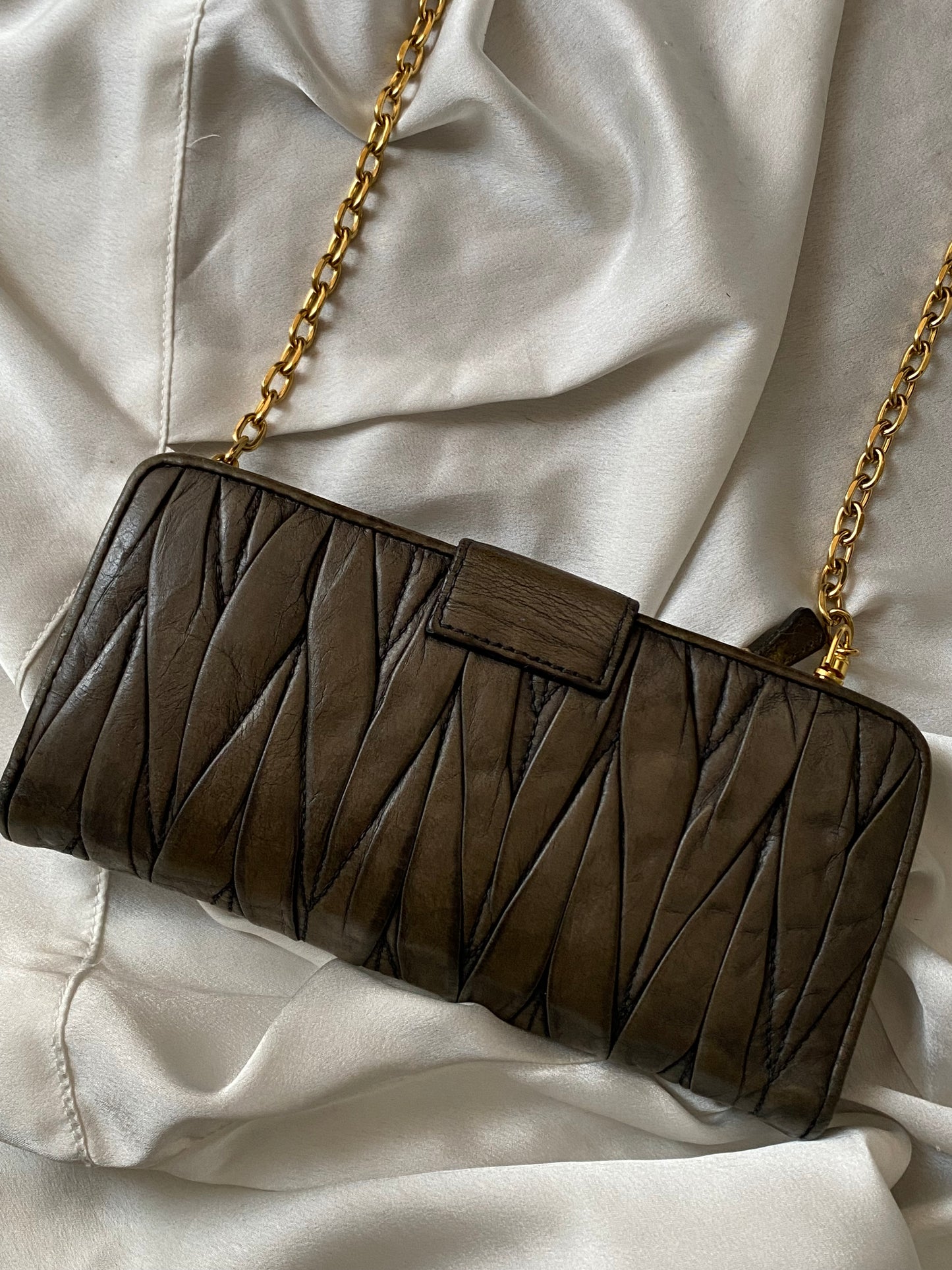 Miu miu pochette antracite