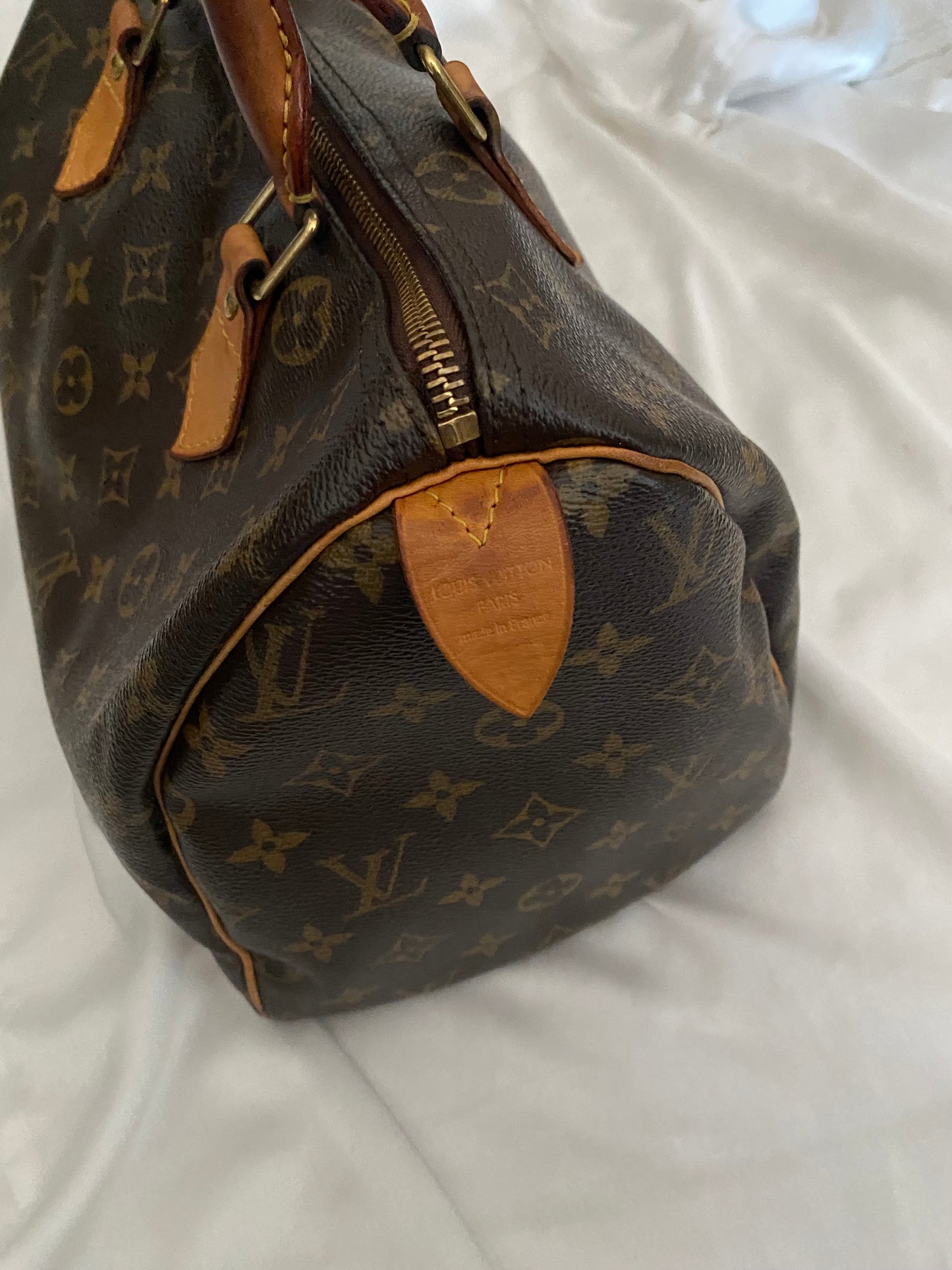 Louis Vuitton speedy 30