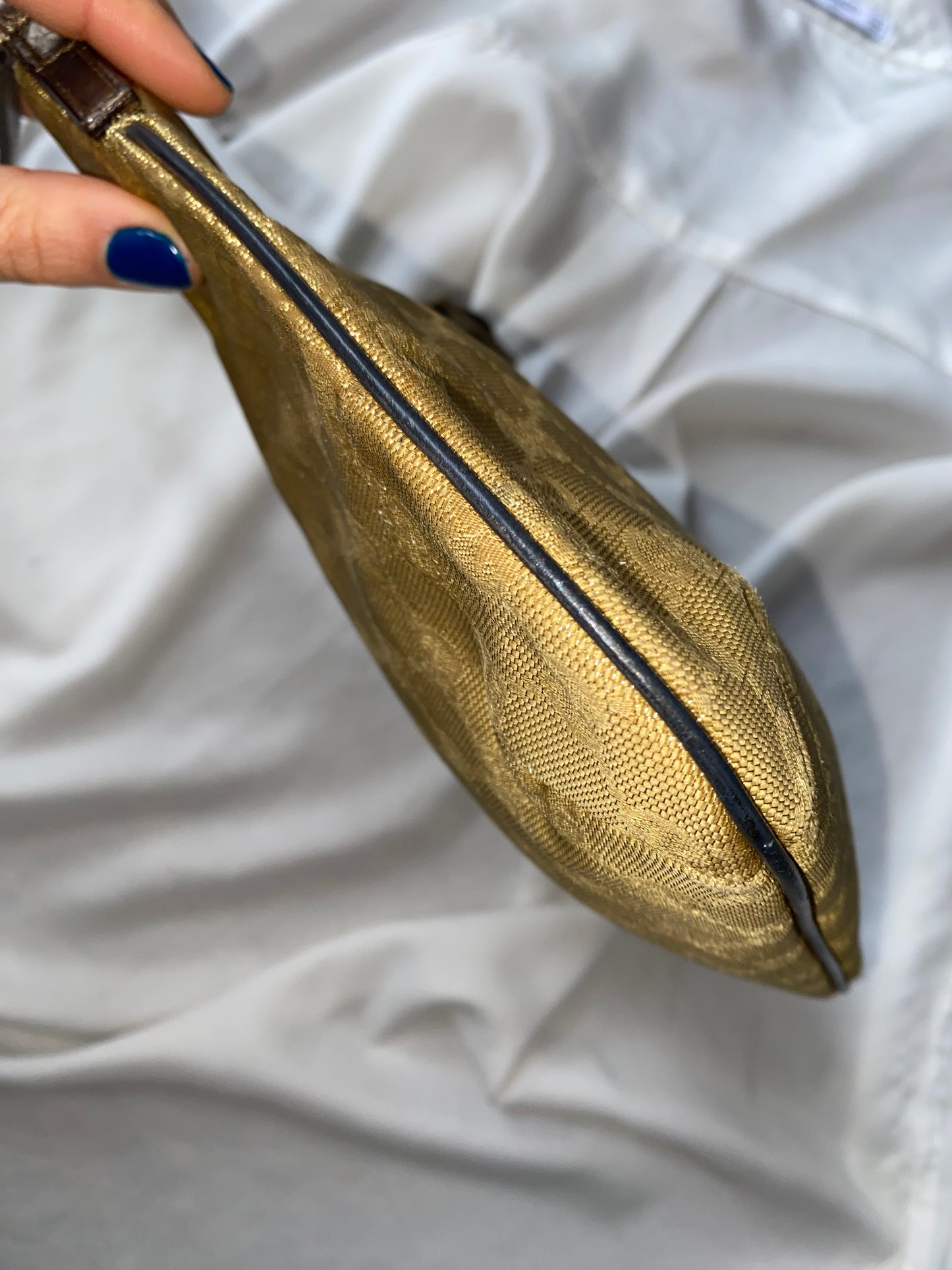 Gucci hobo oro iridescente