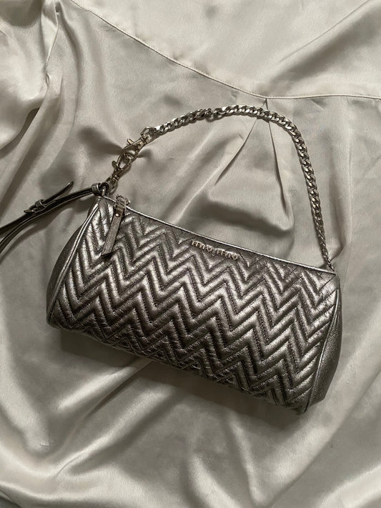 Miu Miu pochette argento metallizzato