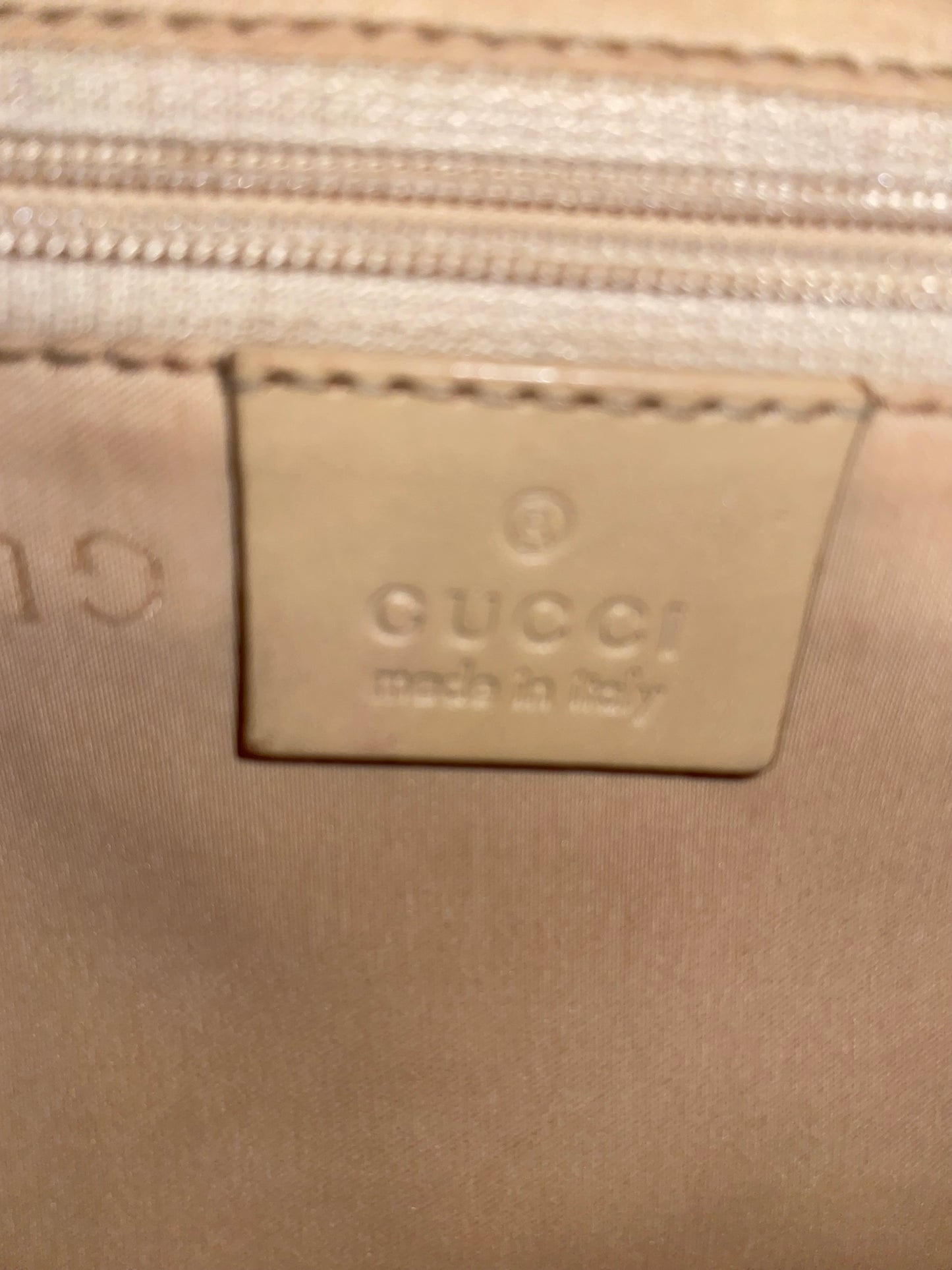 Gucci Jackie beige