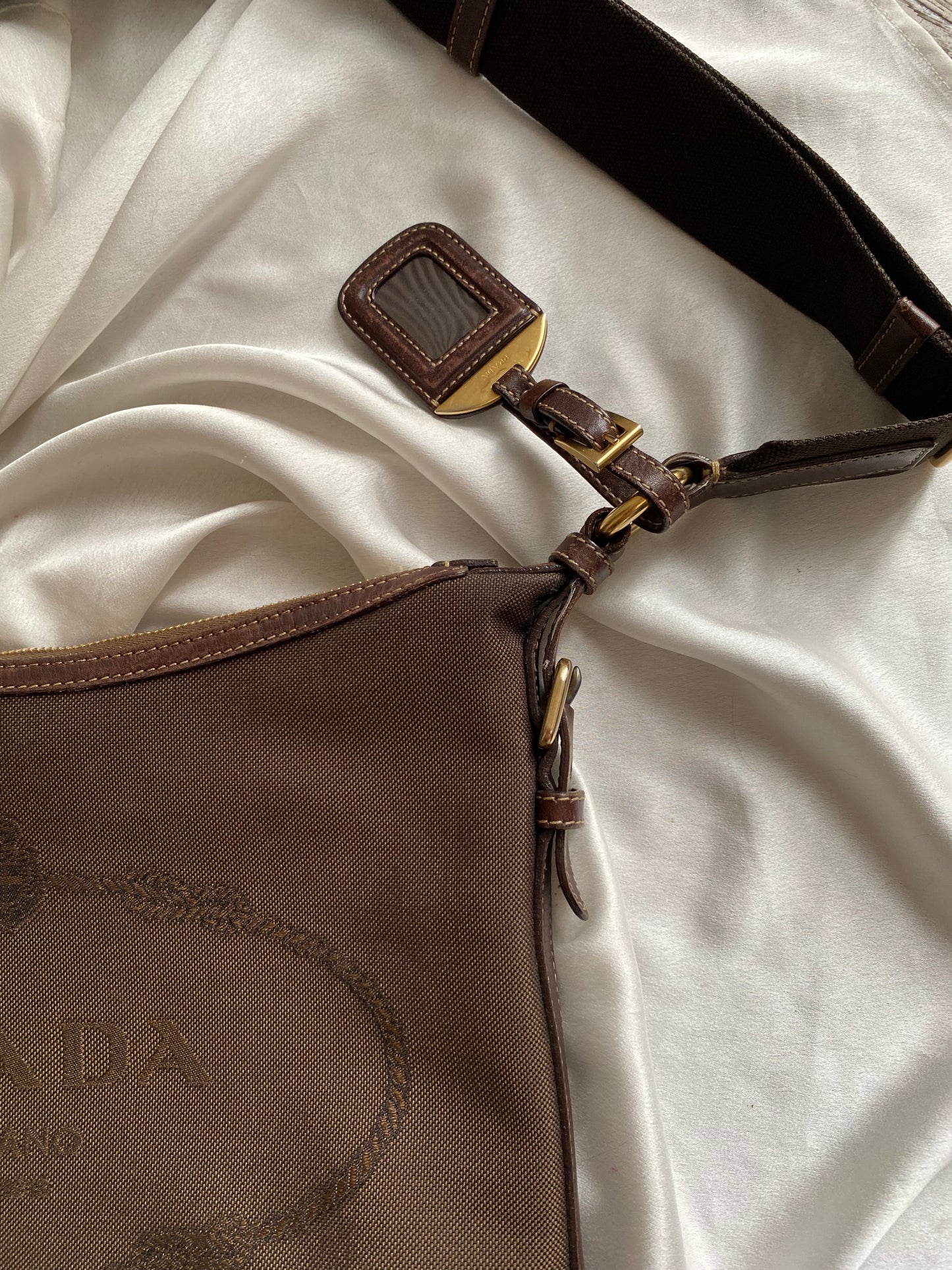 Prada hobo chocolate